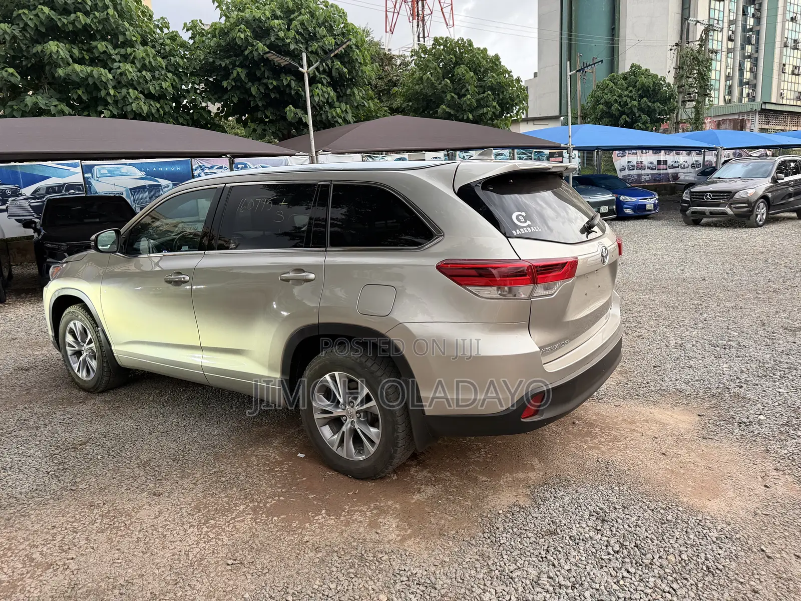 Toyota Highlander 2016 Gold
