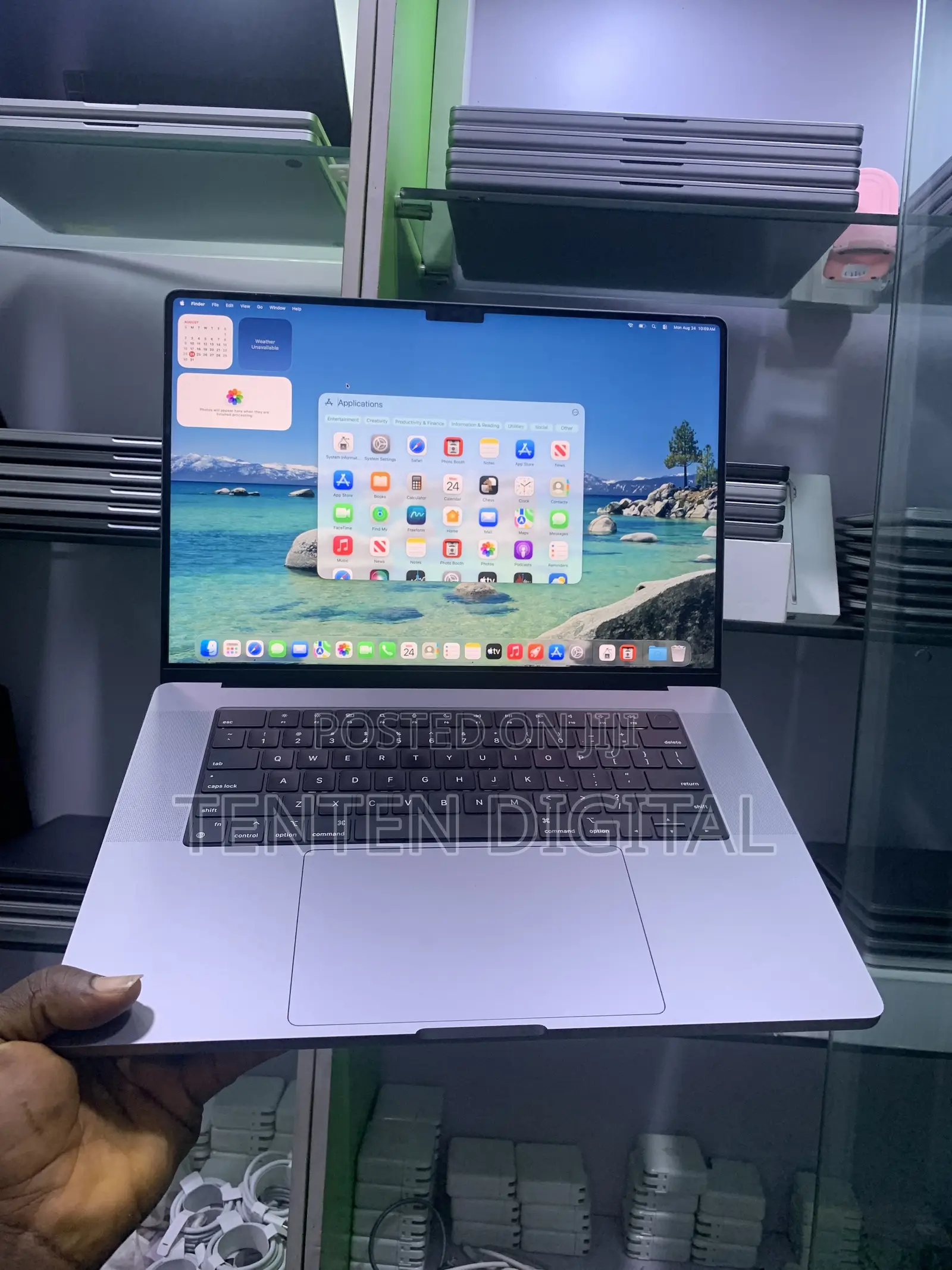 Laptop Apple MacBook Pro 2021 M1 Max 32GB Apple M1 Max SSD 1T