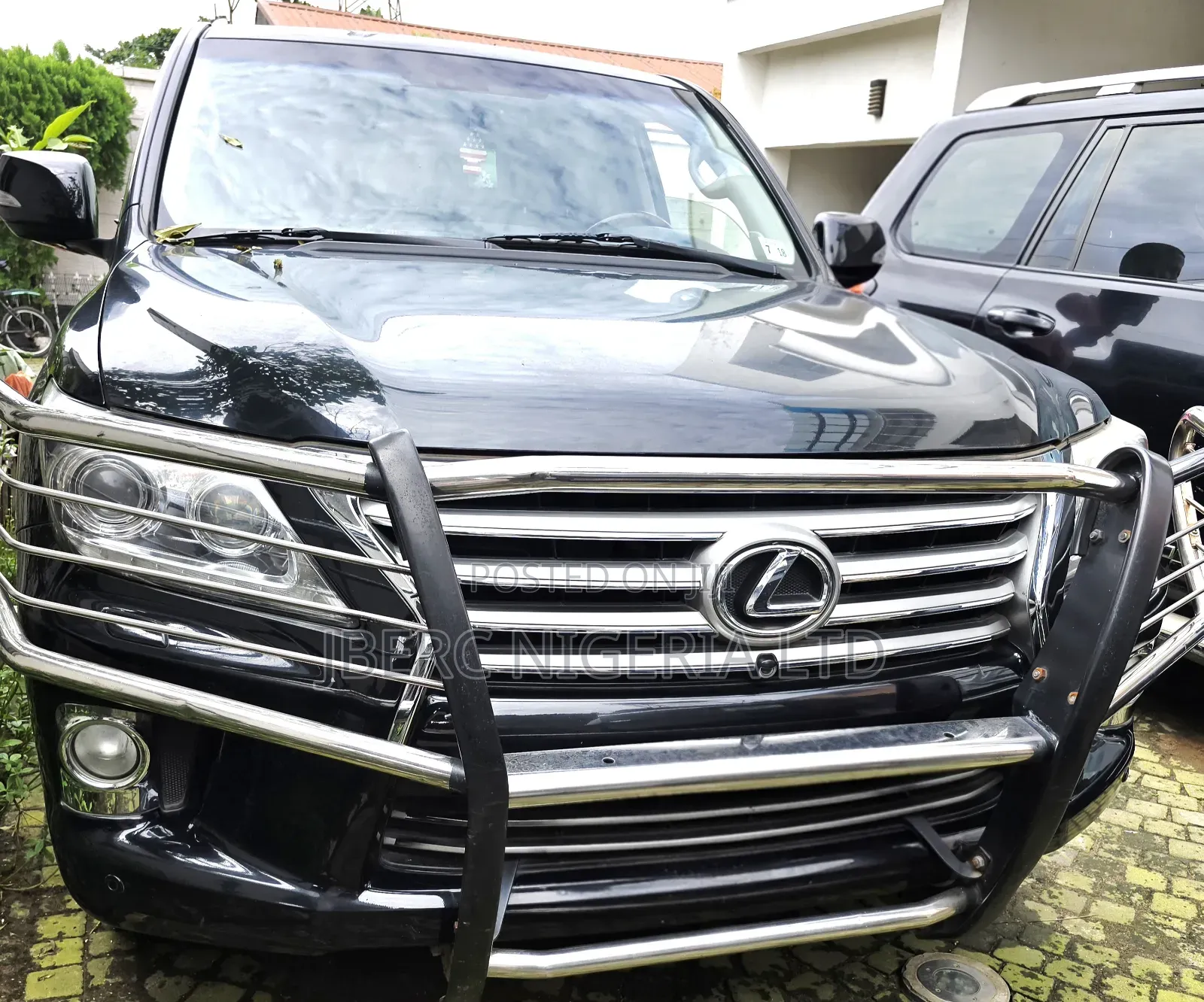 Lexus LX 570 AWD 2013 Black