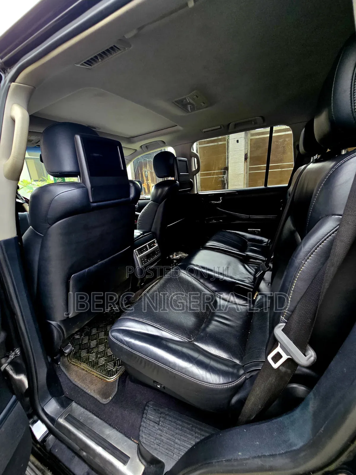 Lexus LX 570 AWD 2013 Black