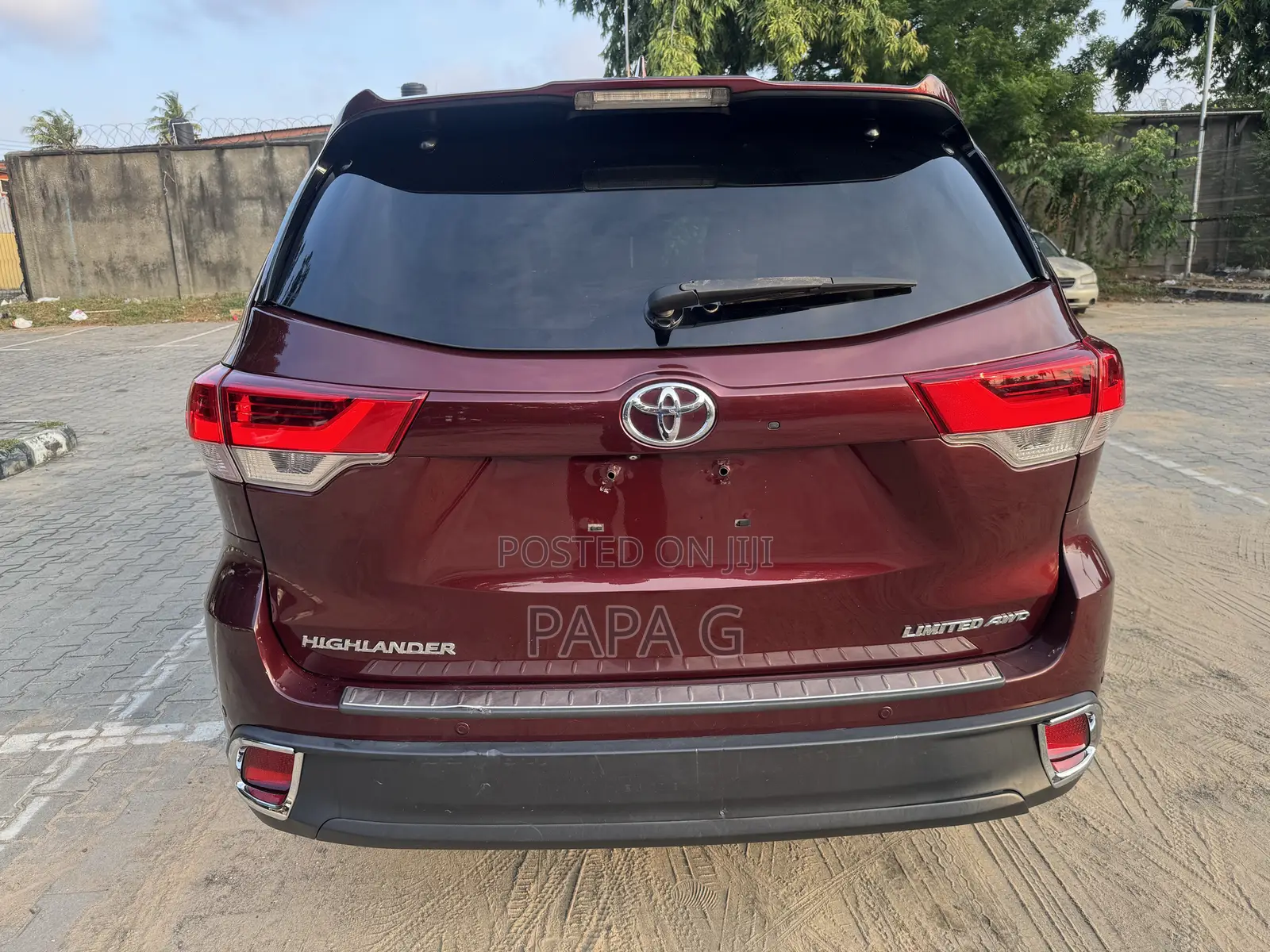 Toyota Highlander Limited 4dr SUV AWD (3.5L 6cyl 6A) 2015 Burgundy