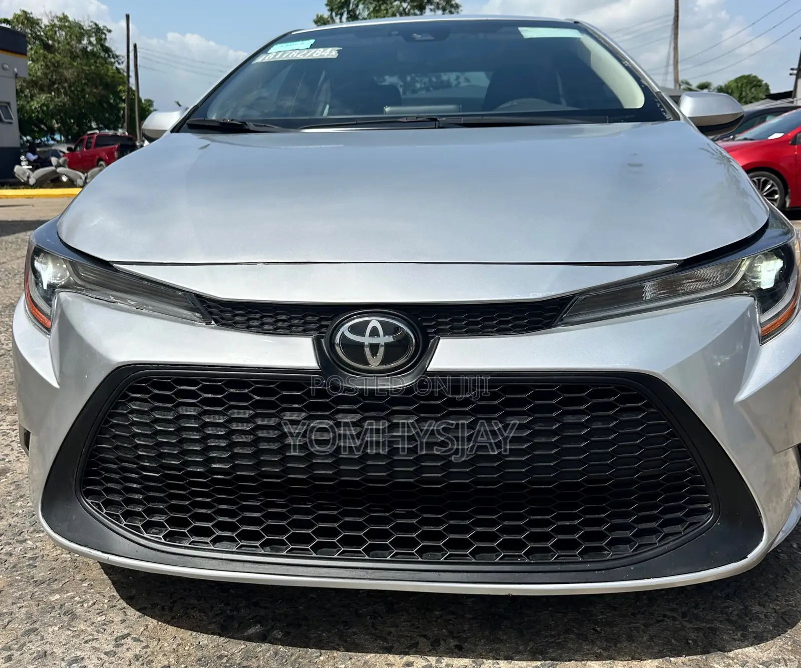 Toyota Corolla LE 2021 Silver
