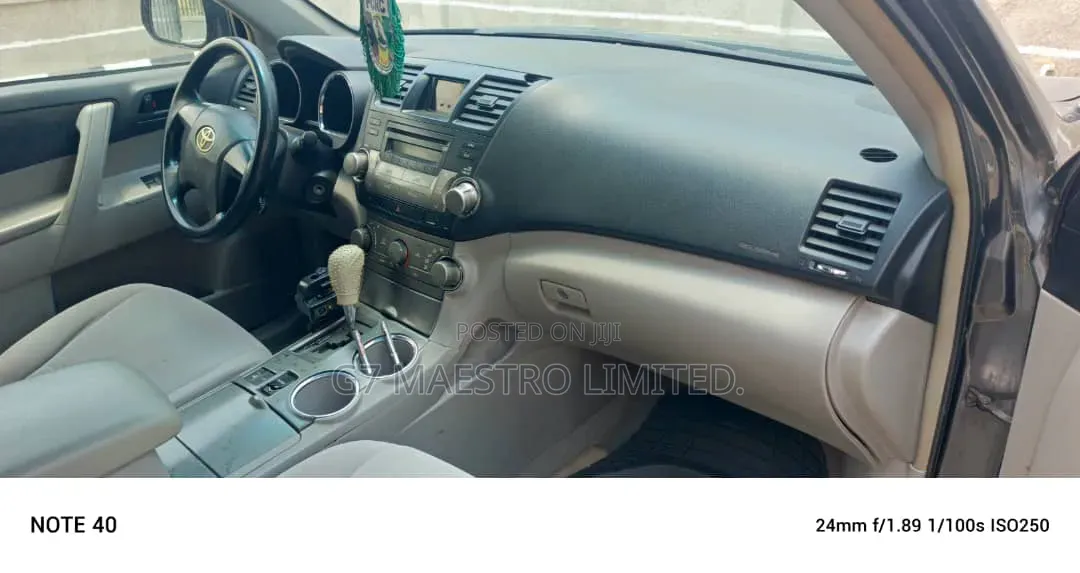 Toyota Highlander 2009 Gray