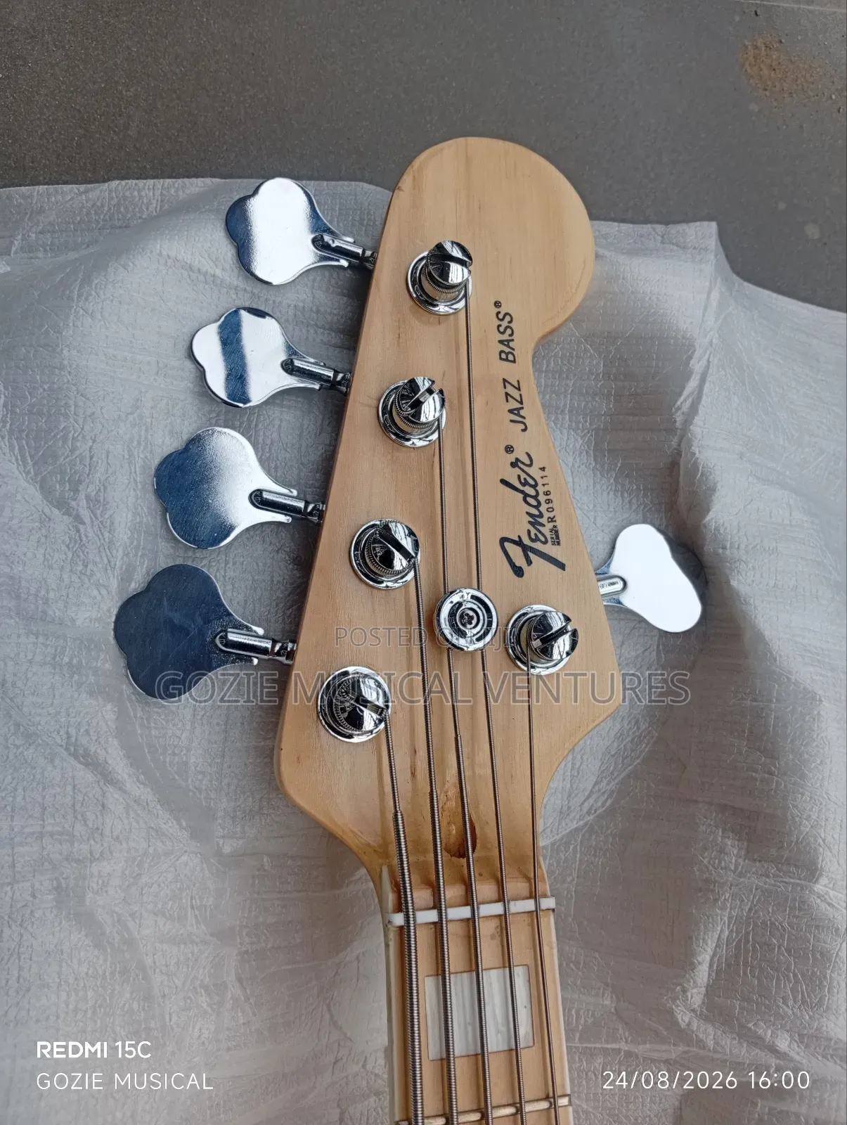 Fender Jazz Bass Guitar Five String Active Sunburst Colour