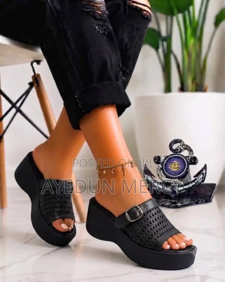 Net Wedge Slippers