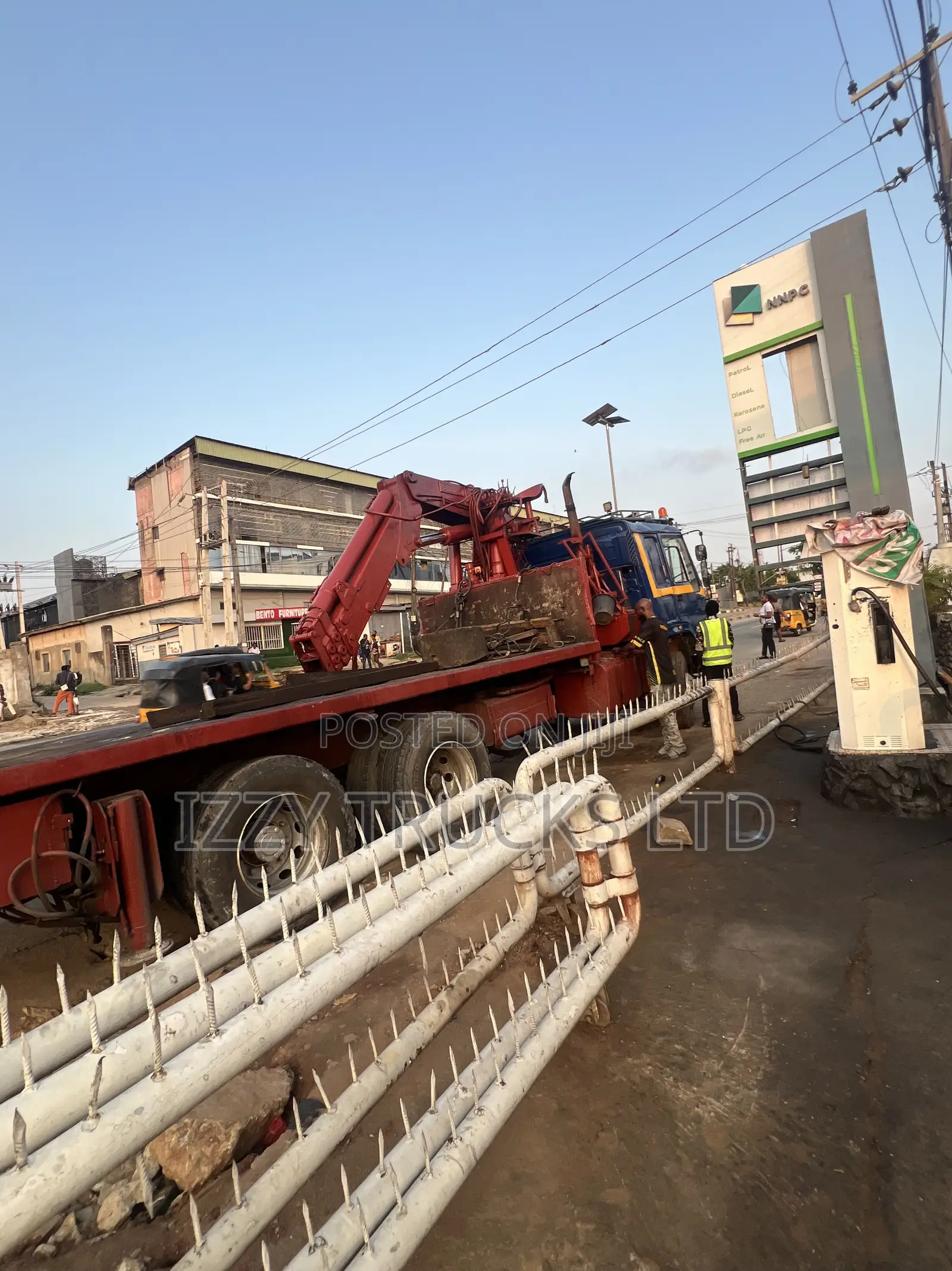 Hiab Truck Rental Heavy Duty Lifting Services