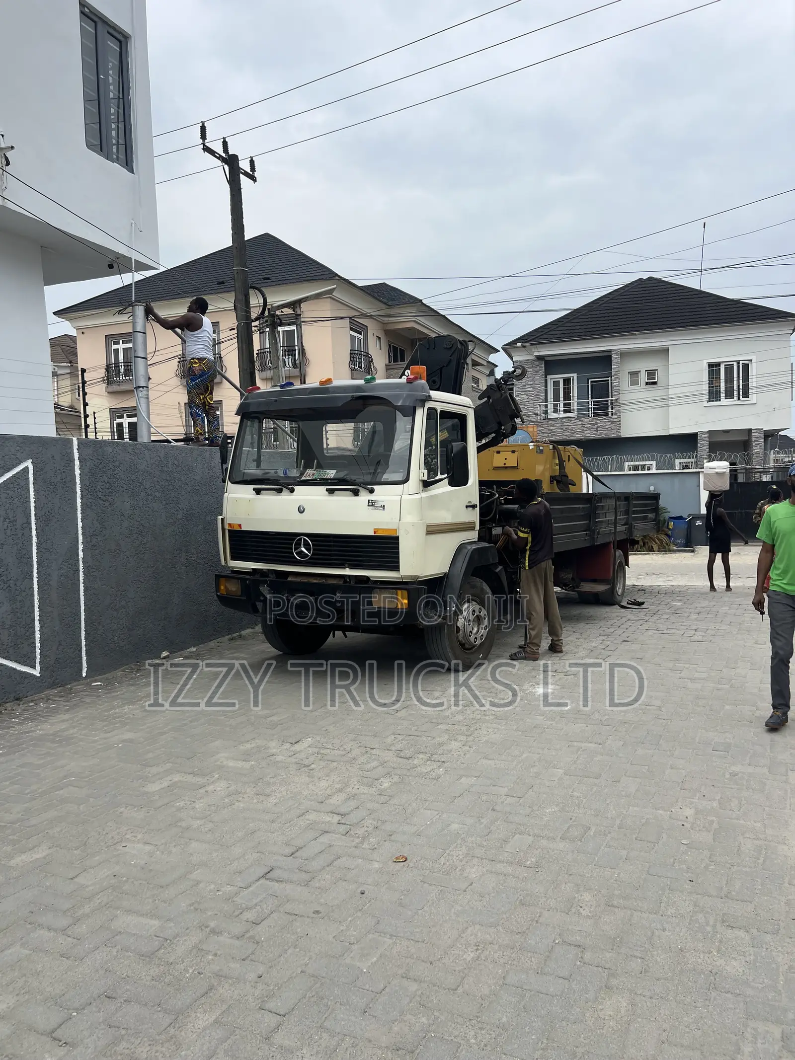 Reliable Hiab Truck for Rent in Lagos