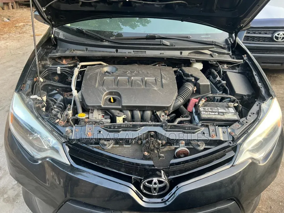 Toyota Corolla 2015 Black