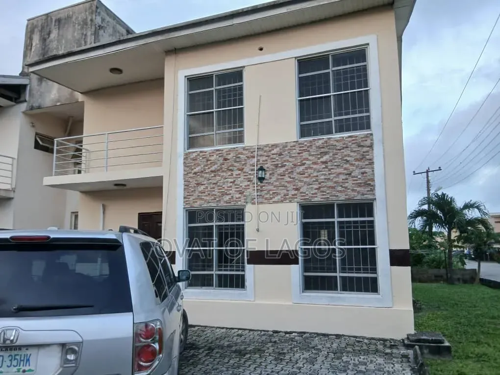 4bdrm Duplex in Sangotedo for rent