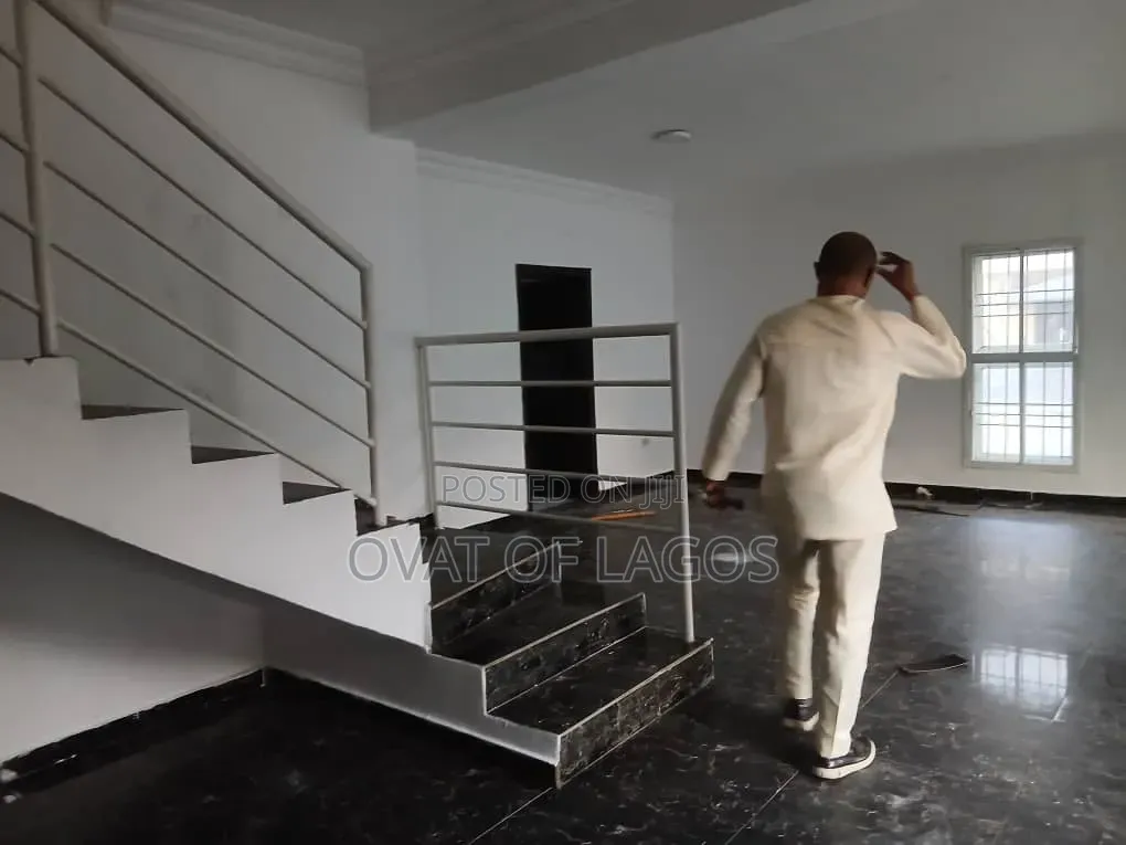 4bdrm Duplex in Sangotedo for rent