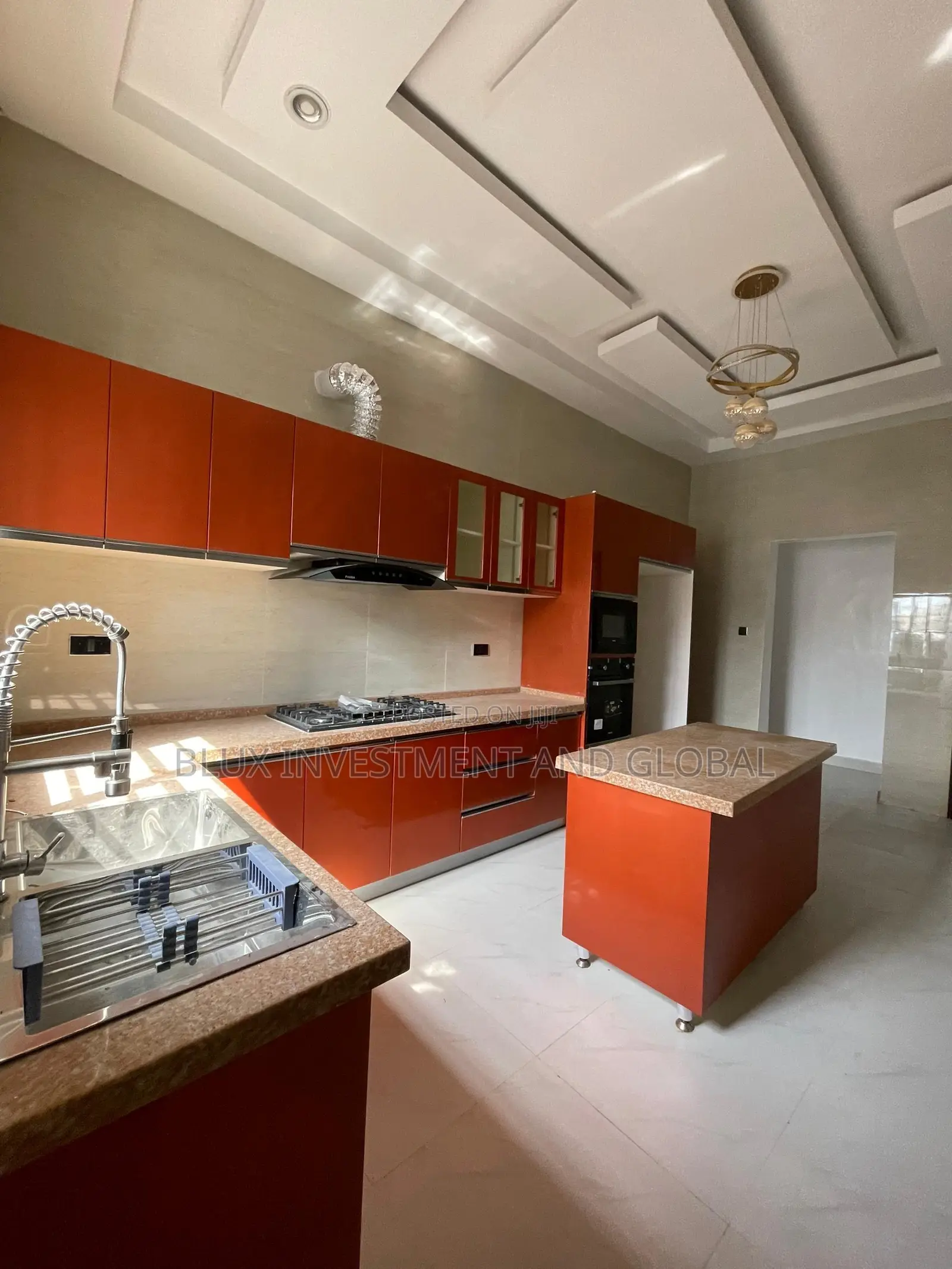 4bdrm Duplex in Aro Ologolo for sale