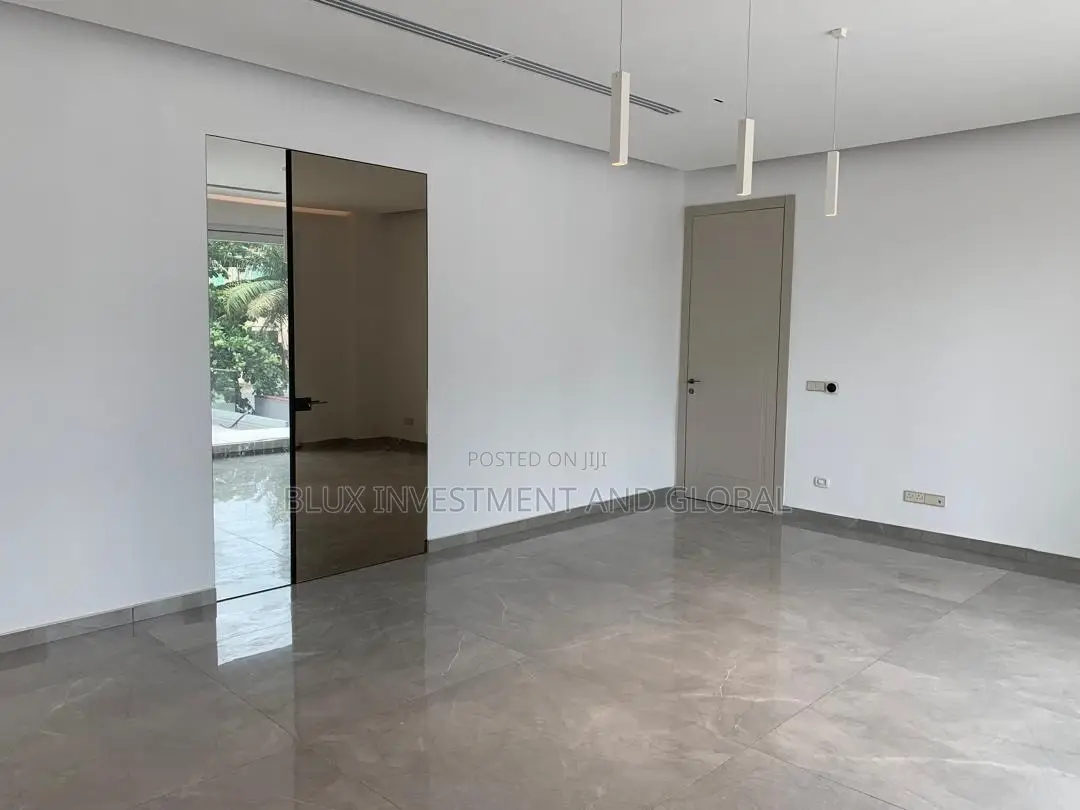 5bdrm Maisonette in Ikoyi for sale