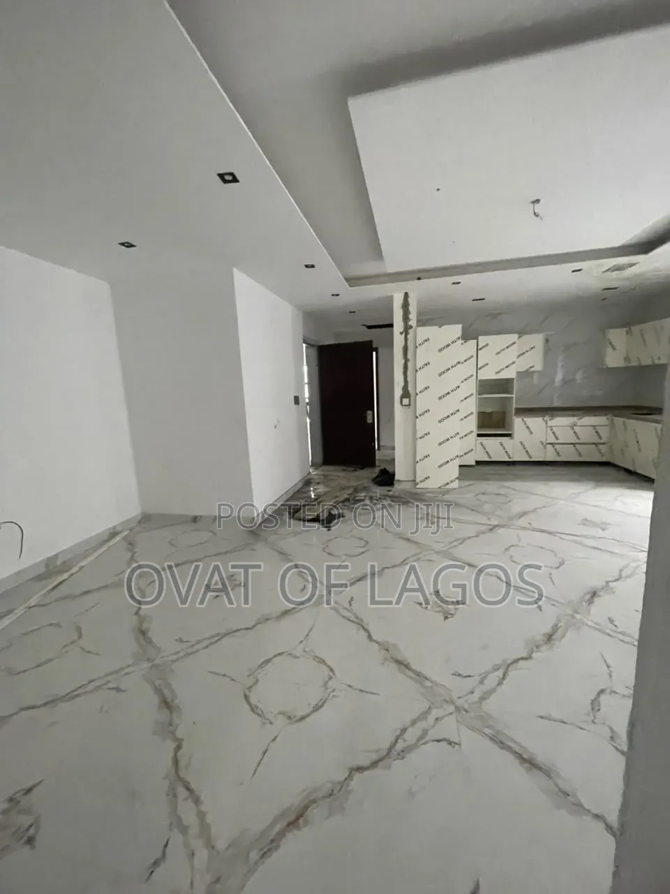 3bdrm Duplex in Lekki Phase 1 for sale