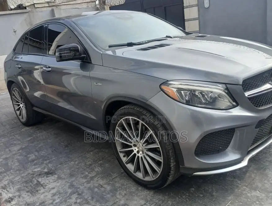 Mercedes-Benz GLE-Class AMG GLE 43 4MATIC 2018 Gray
