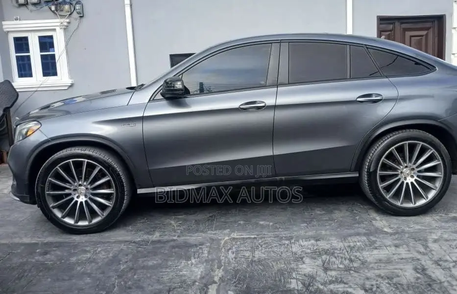 Mercedes-Benz GLE-Class AMG GLE 43 4MATIC 2018 Gray