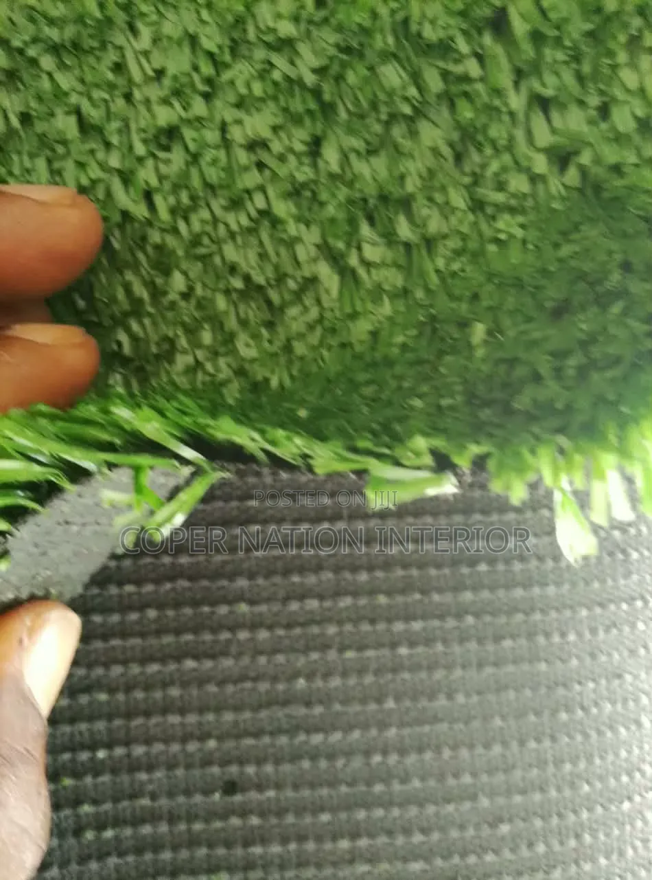 Artificial Grass 20mm 
Available in Different Sizes and Colour