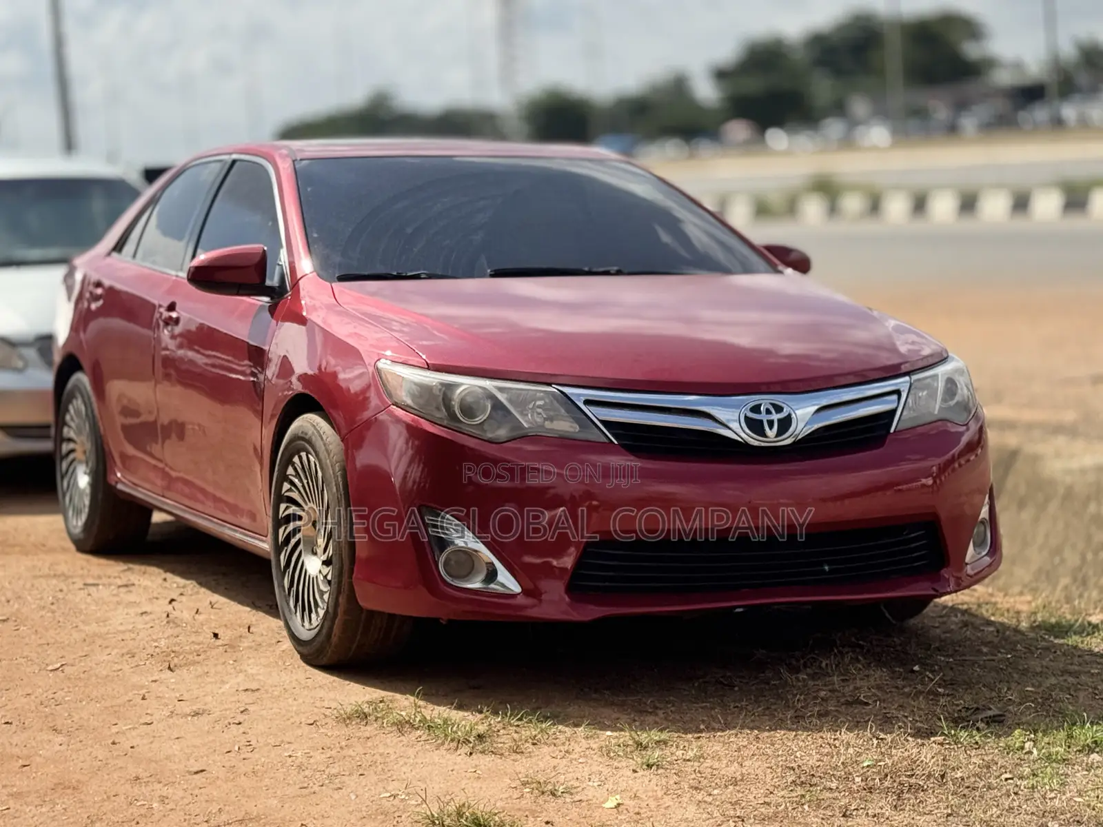 Toyota Camry LE 4dr Sedan (2.5L 4cyl 6A) 2013 Red