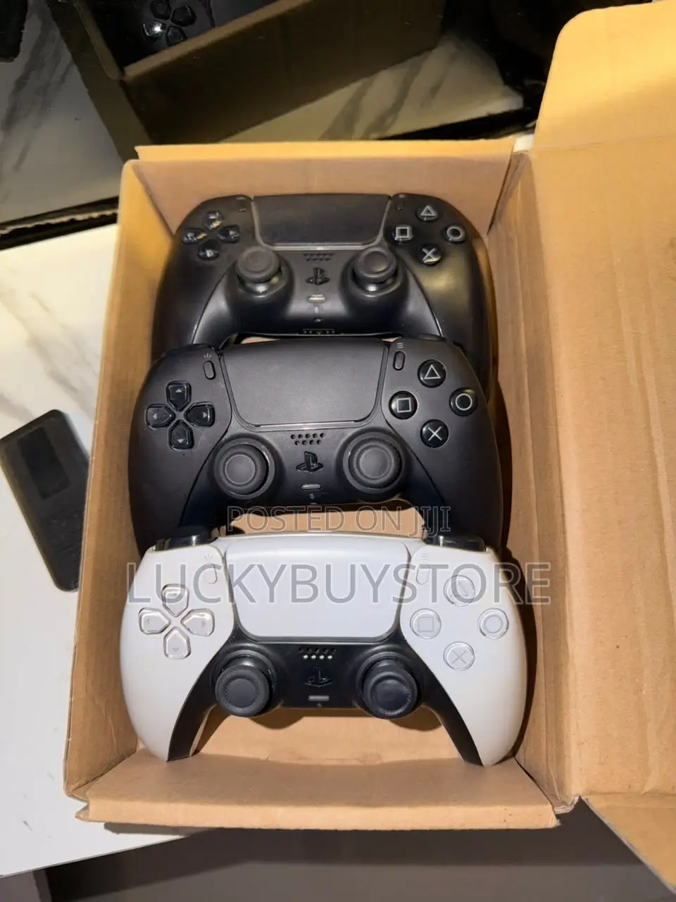 Direct Used PS5 Pad Clean as New