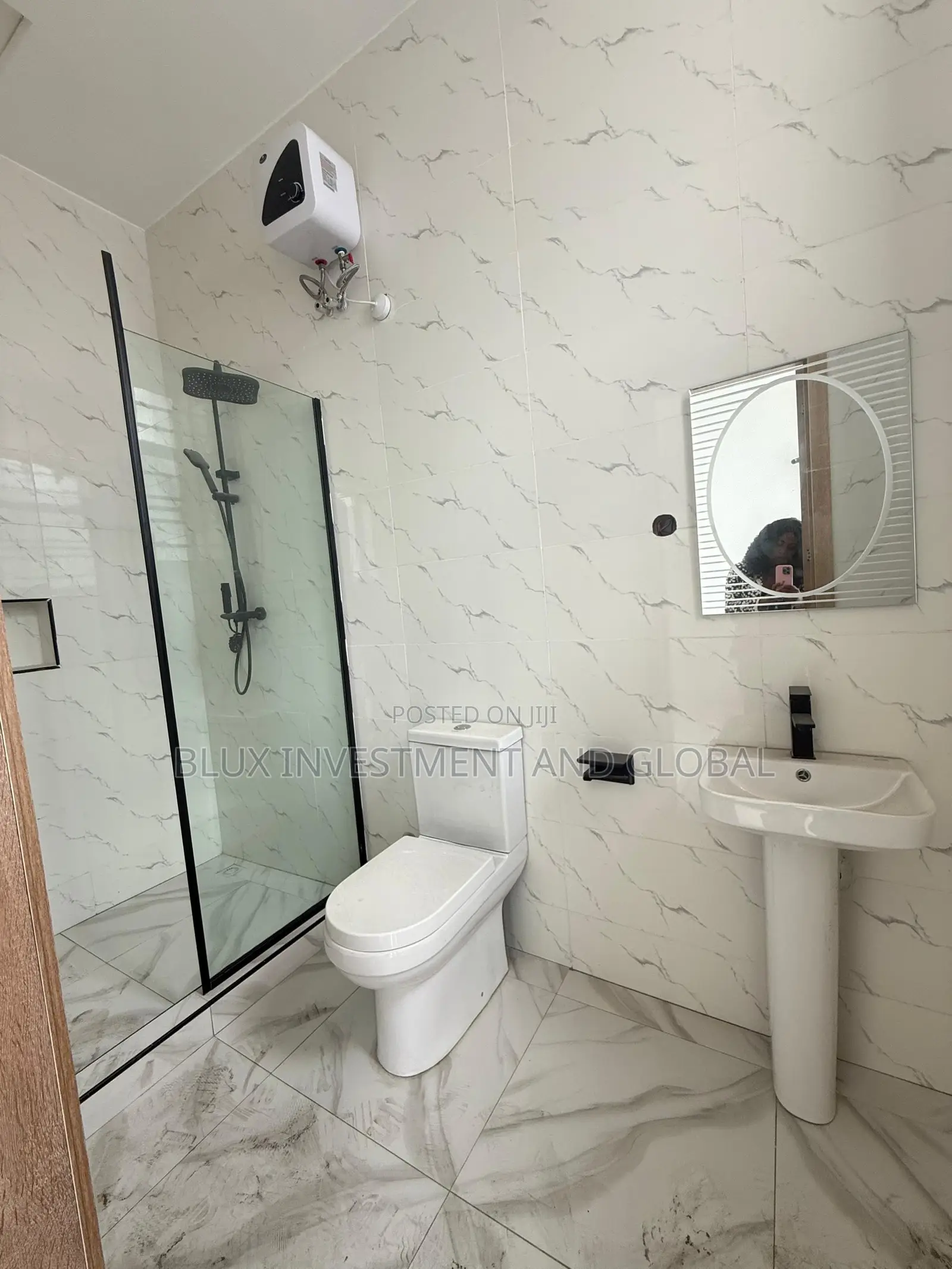 3bdrm Duplex in Chevron for sale