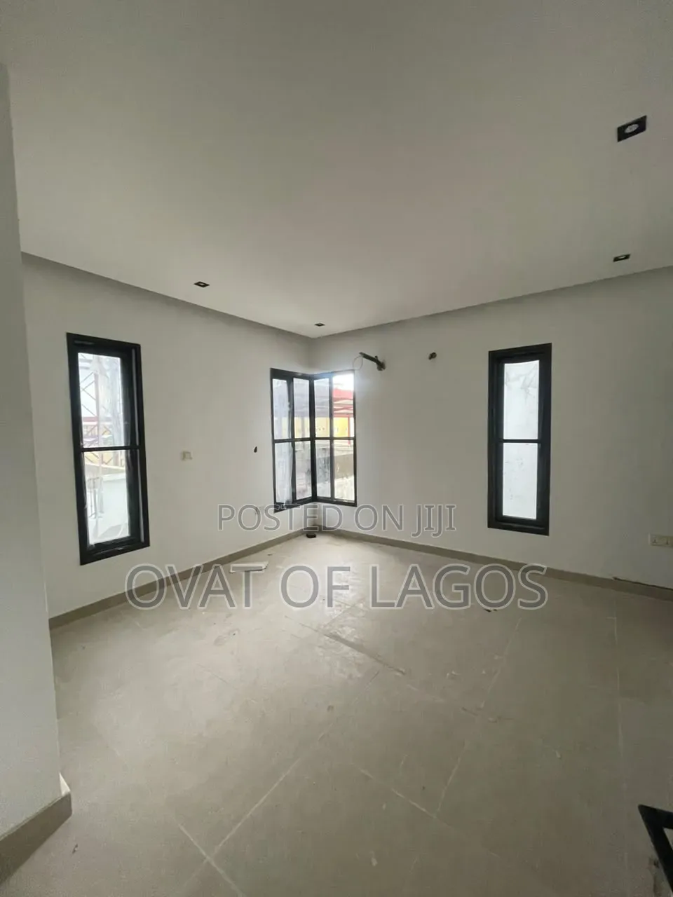 4bdrm Duplex in Lekki Phase 1 for sale