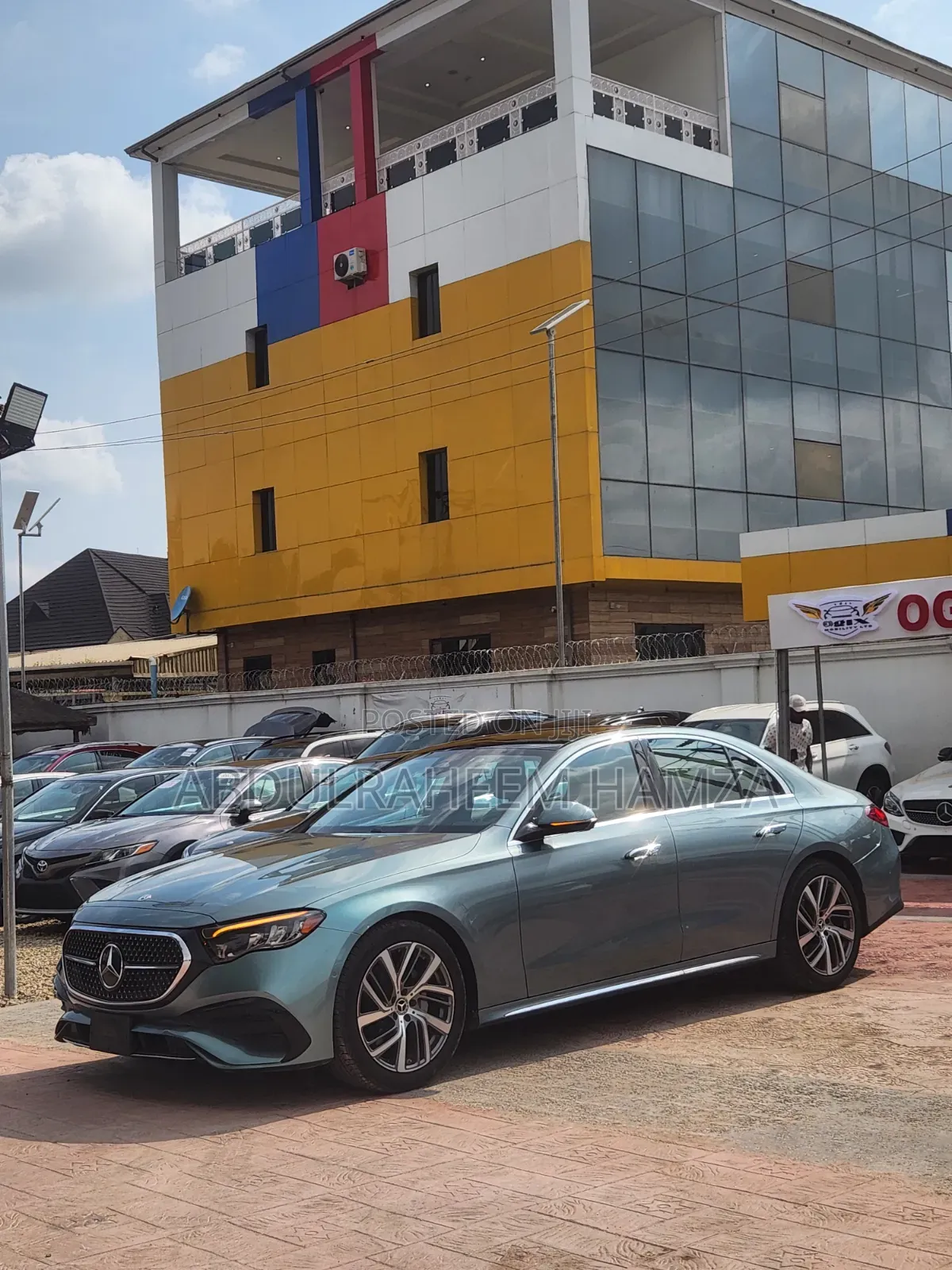 New Mercedes-Benz E350 2024 Green