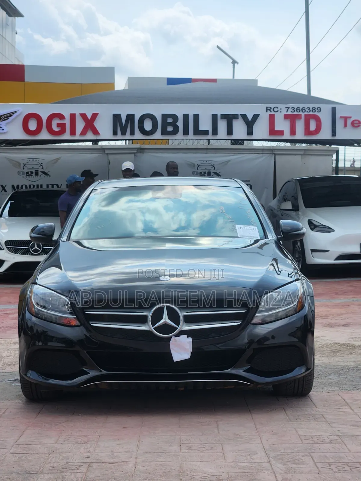Mercedes-Benz C300 2016 Black