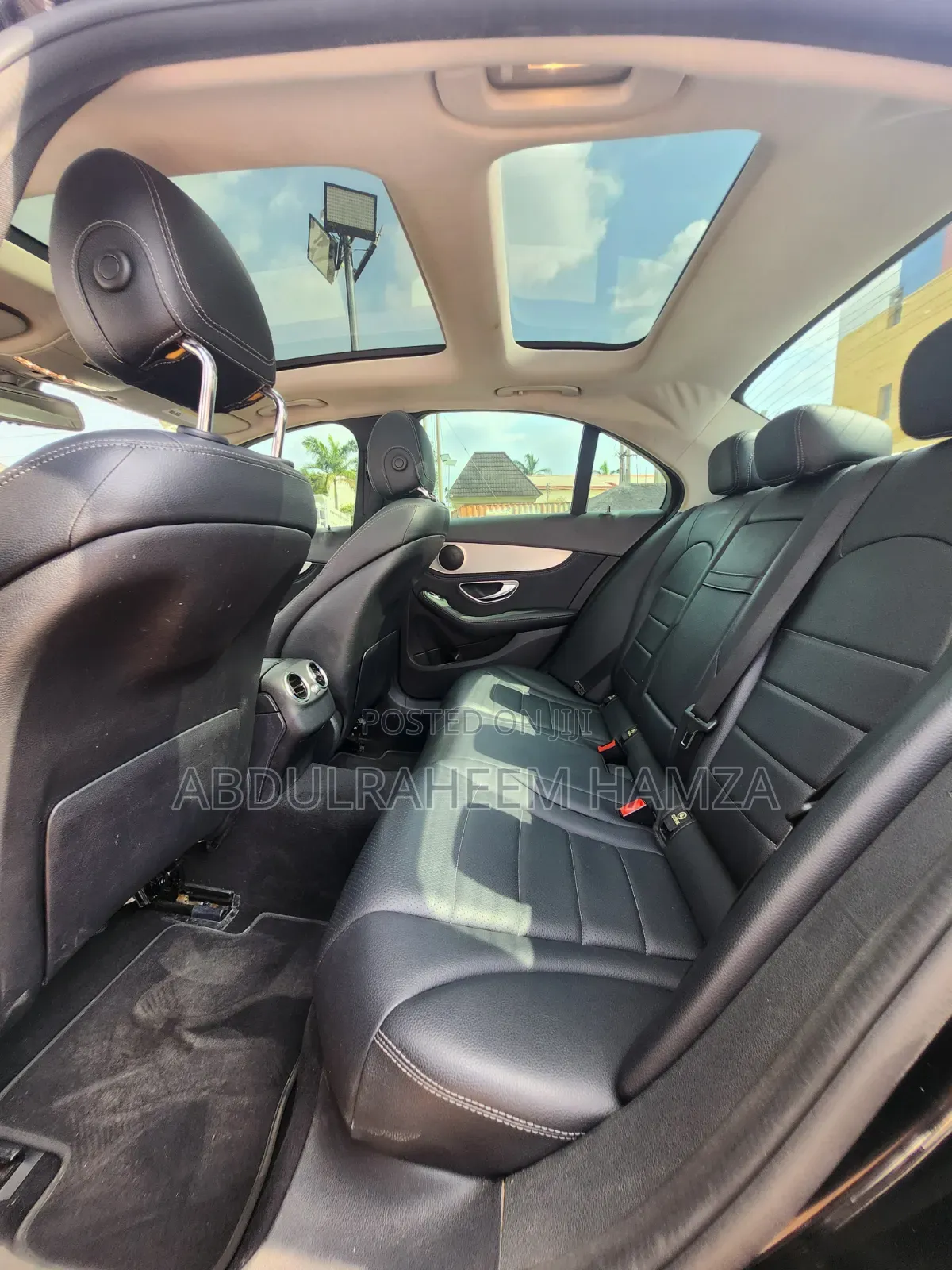 Mercedes-Benz C300 2016 Black