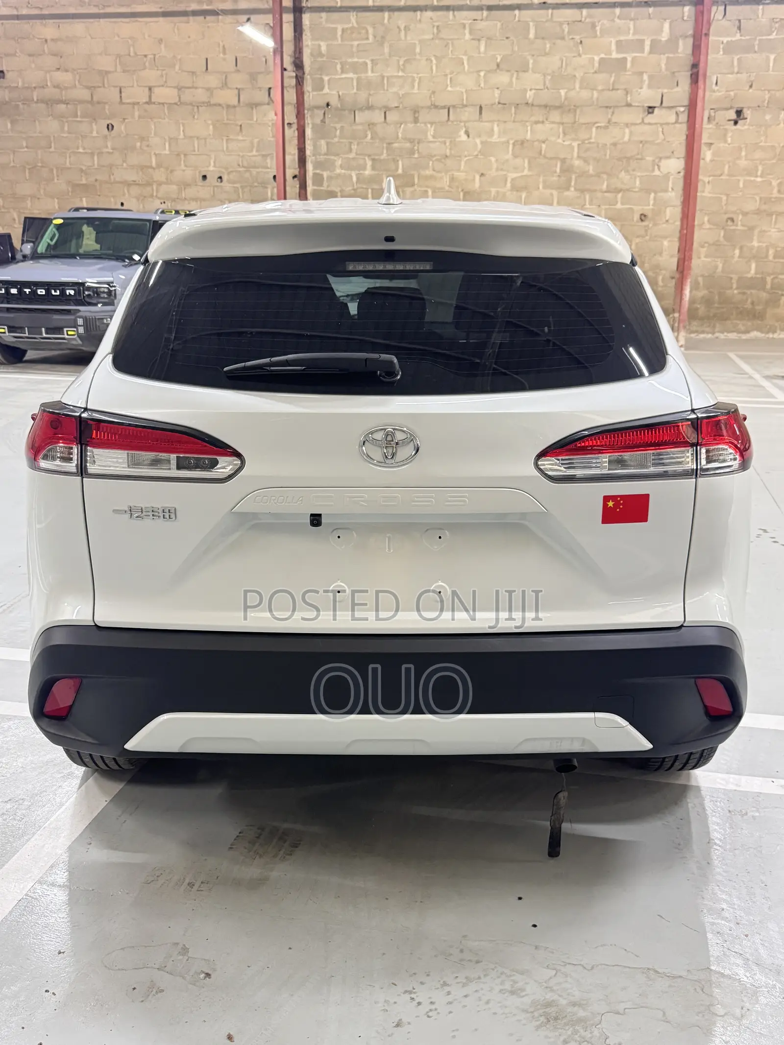 Toyota Corolla Cross XLE 2WD 2024 White