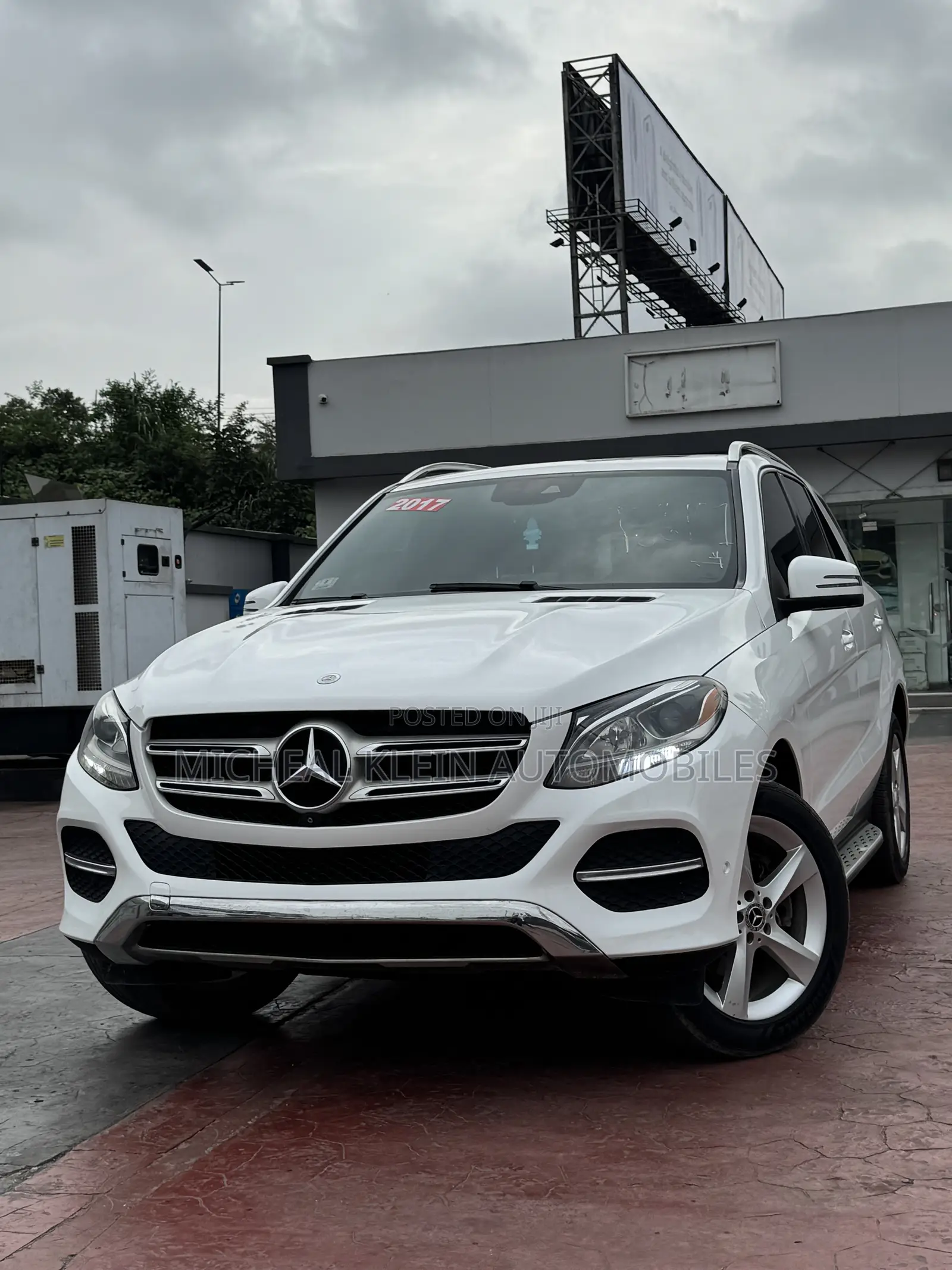 Mercedes-Benz GLE-Class GLE 350d 4MATIC 2017 White