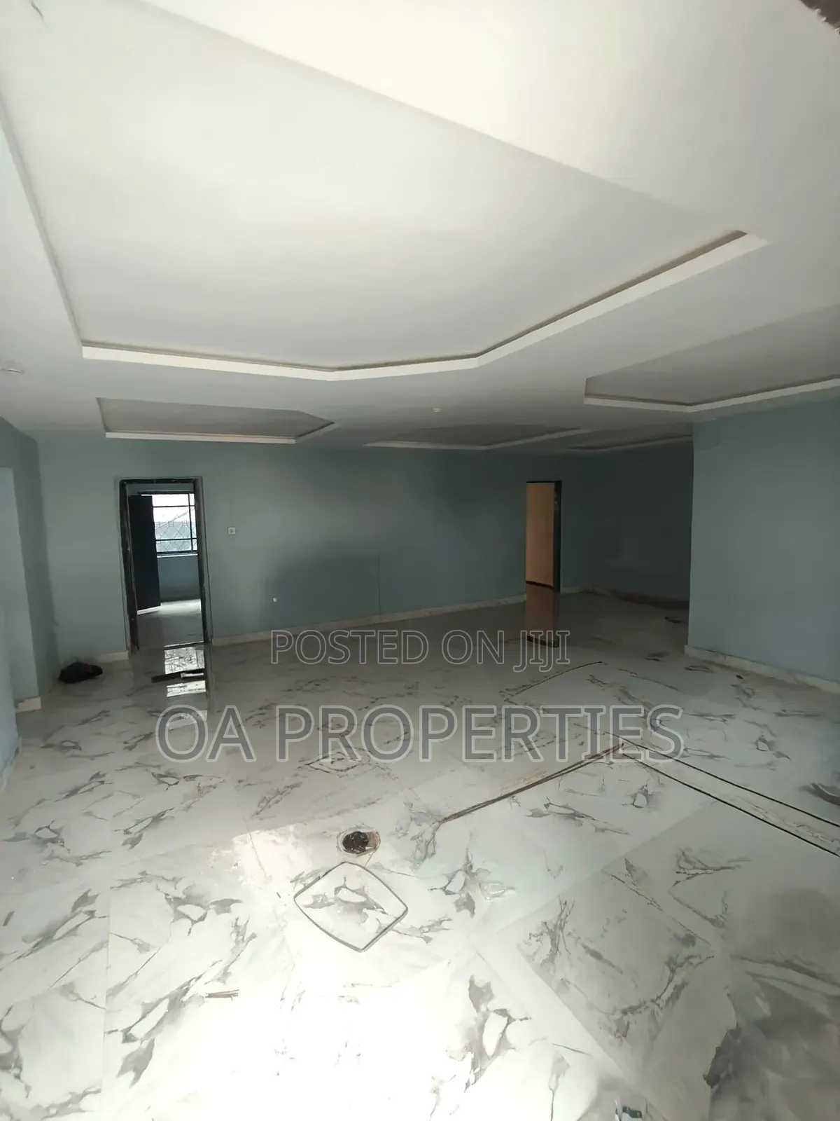 3bdrm Block of Flats in Bodija/Ui Axis for rent