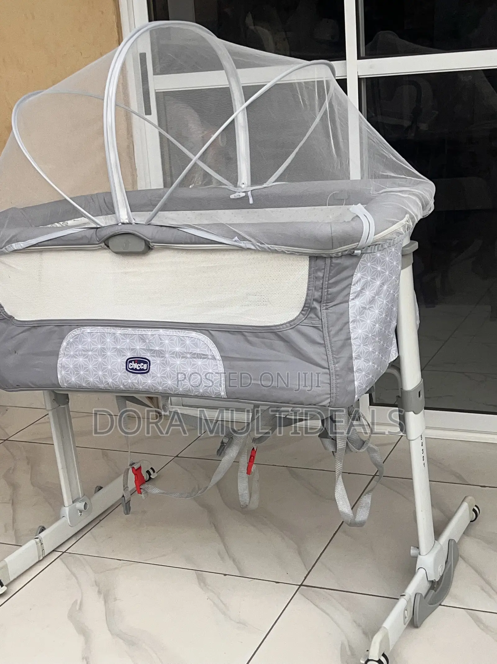 Imported Chicco Next to Mom Bassinet With Baby Net Adjustable Height