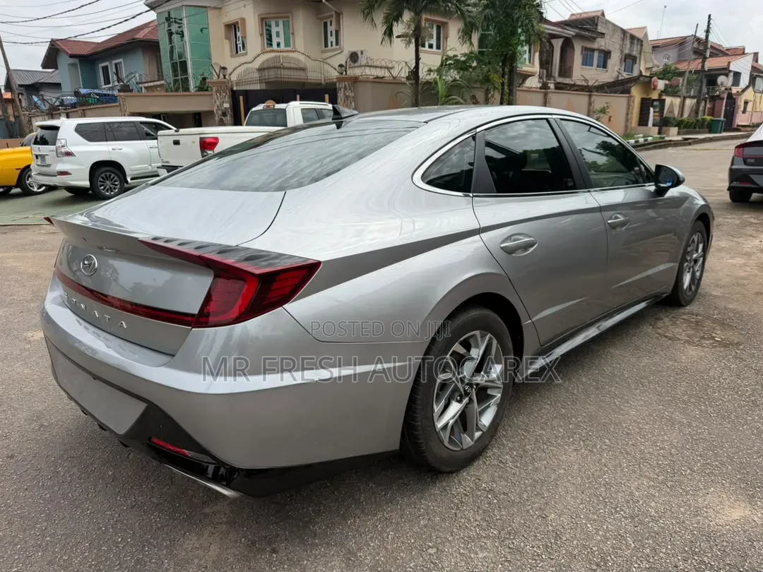 Hyundai Sonata SE 2020 Silver
