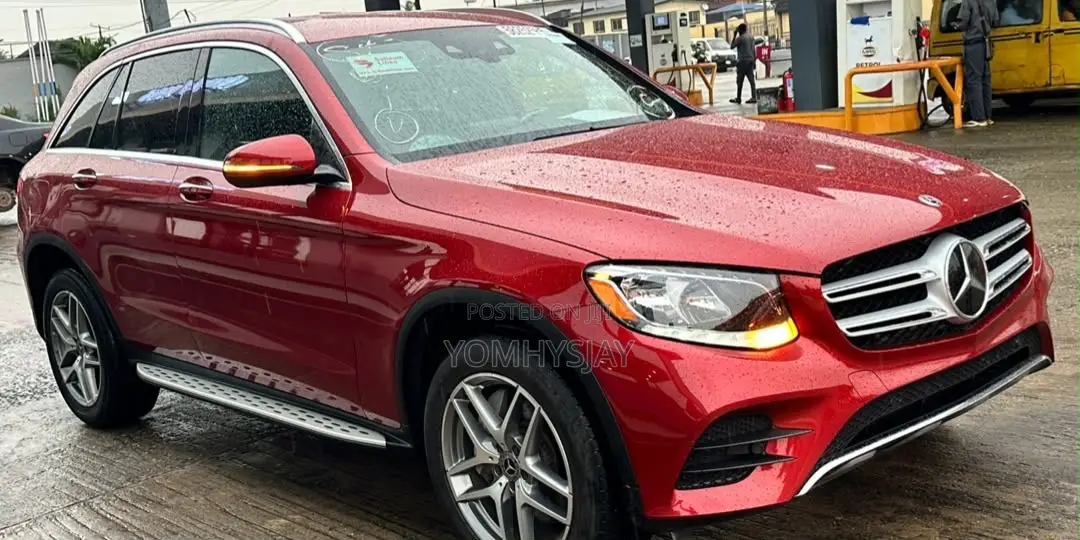 Mercedes-Benz GLC-Class 2019 Red
