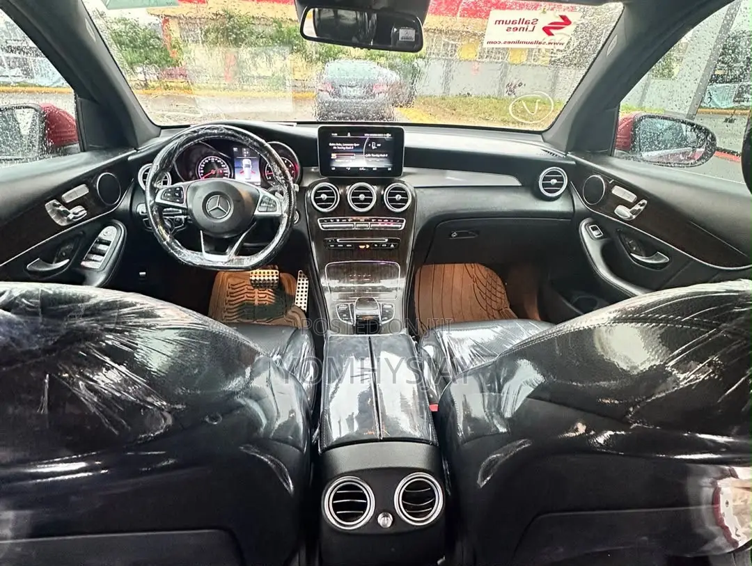 Mercedes-Benz GLC-Class 2019 Red