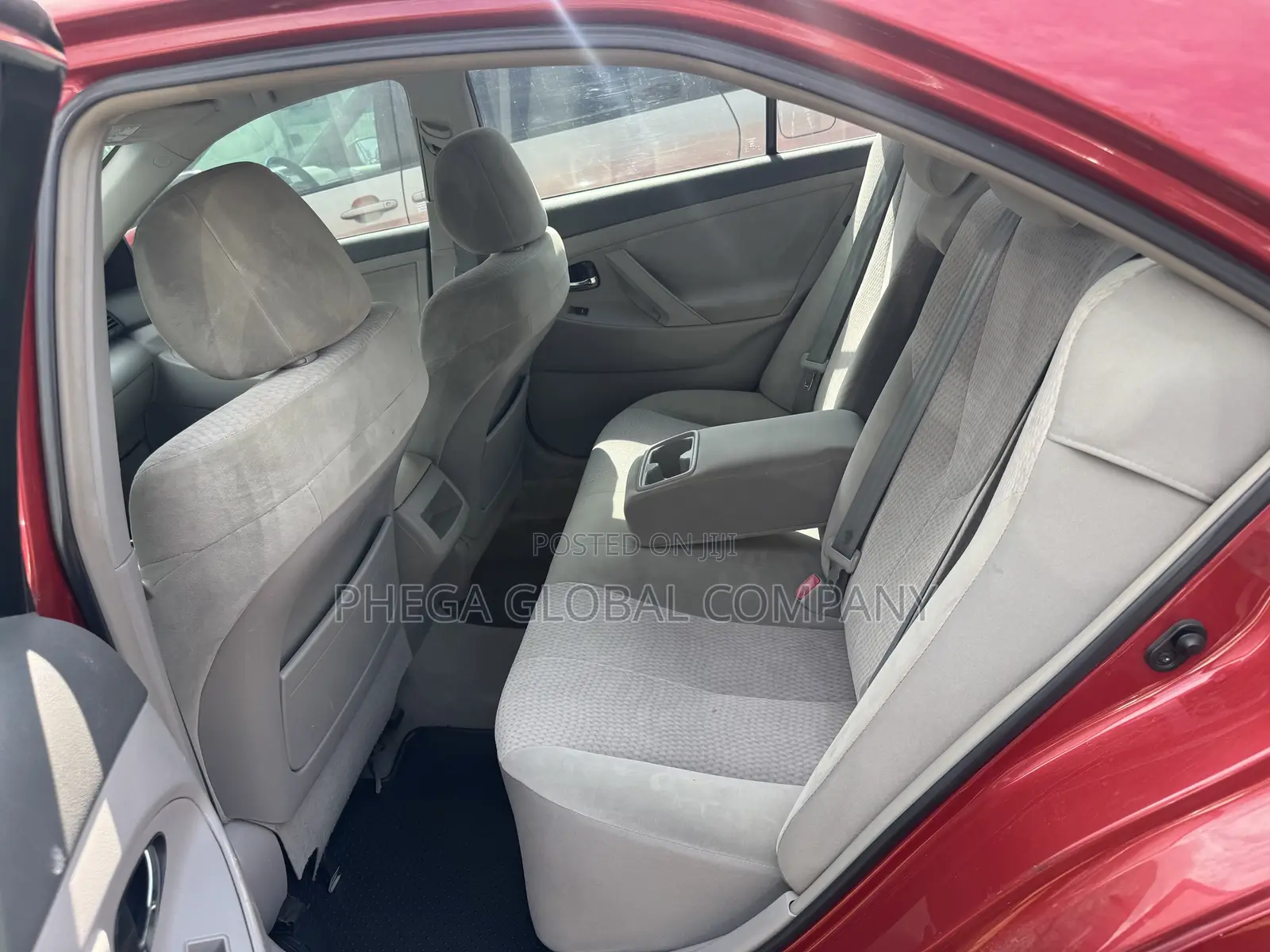 Toyota Camry SE 4dr Sedan (2.5L 4cyl 6A) 2011 Red