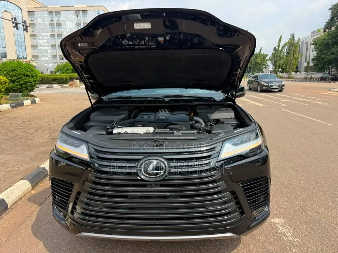 Lexus LX 2025 Black