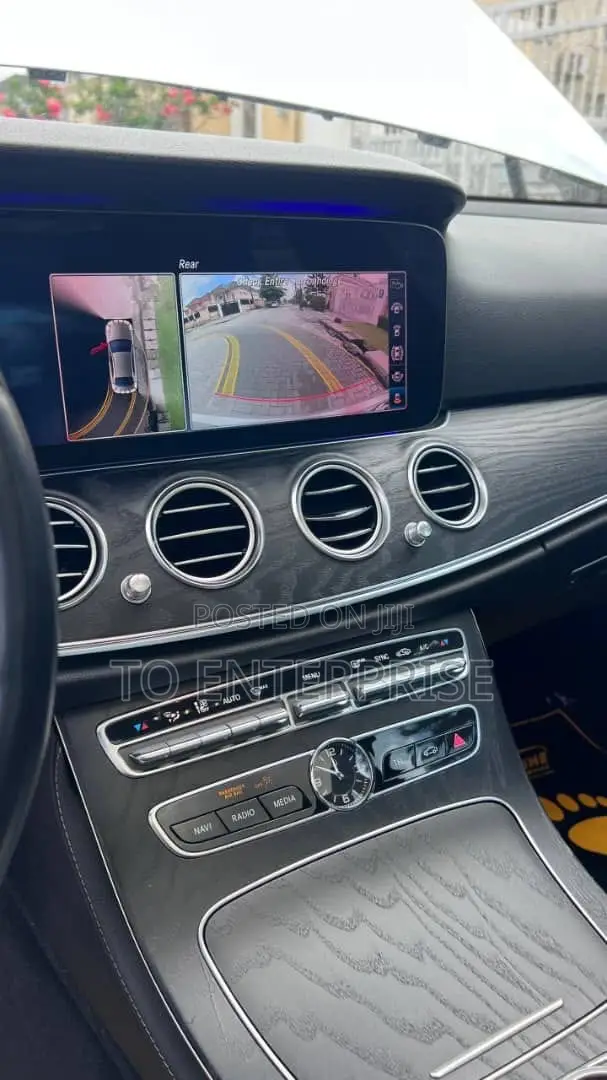 Mercedes-Benz E350 2020 Silver