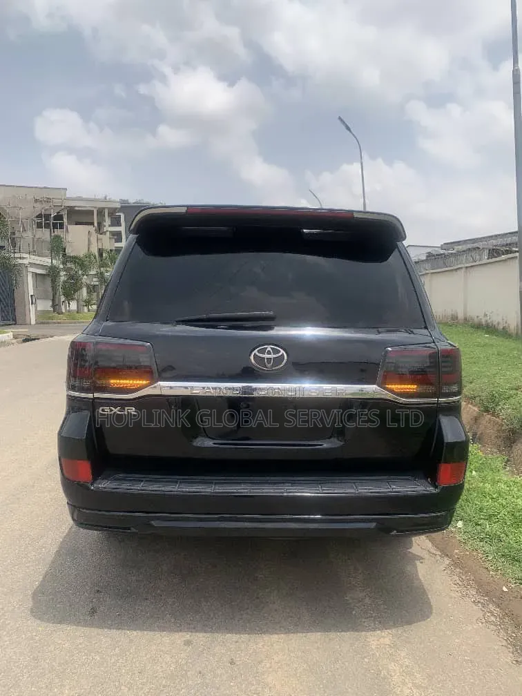 Toyota Land Cruiser Prado 2014 Black