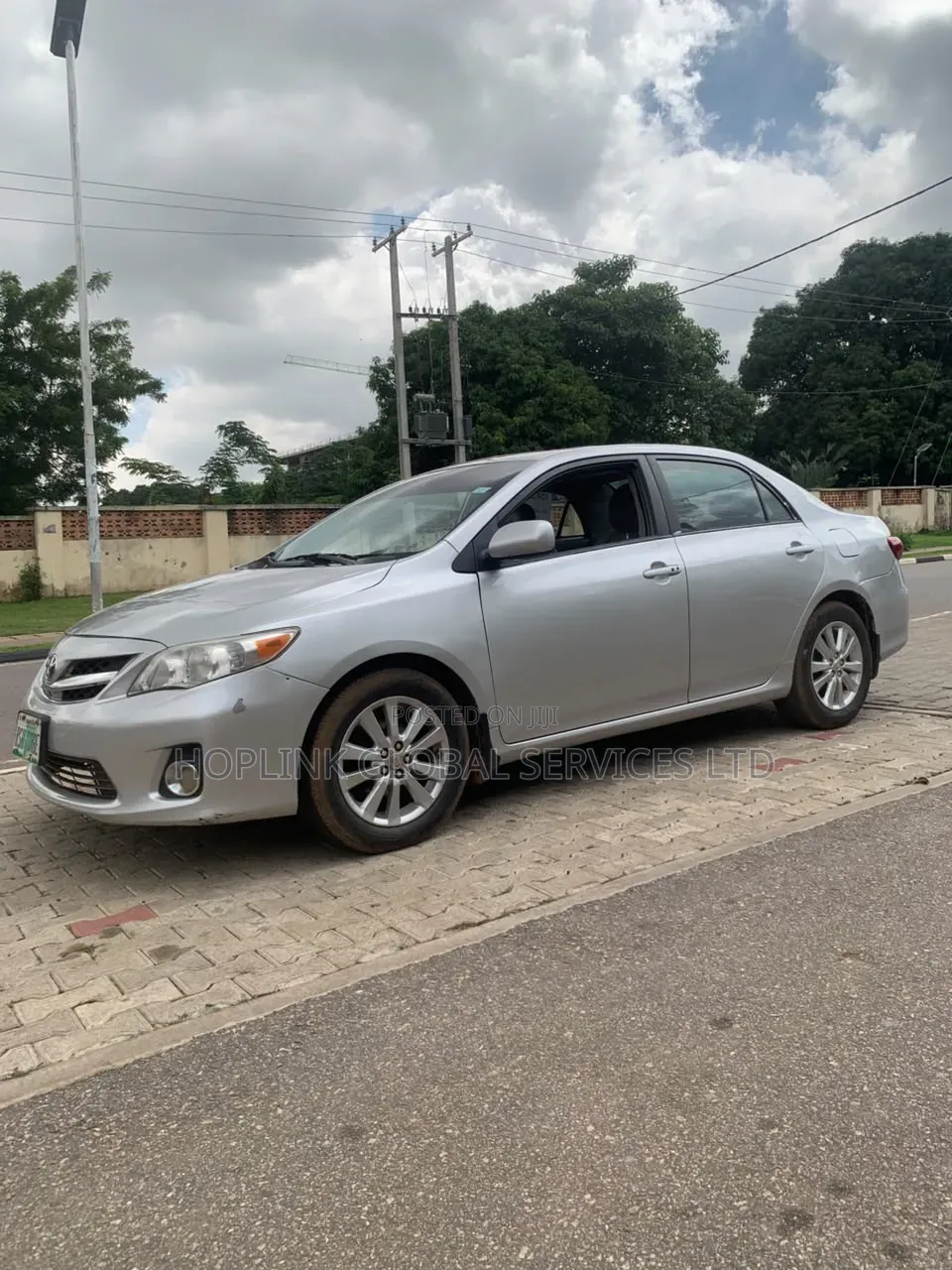 Toyota Corolla 2011 Silver