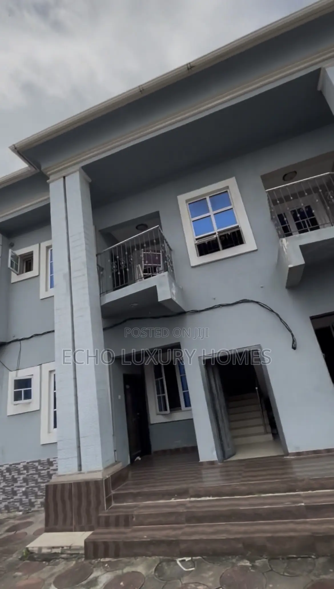Furnished 3bdrm Apartment in Apple Junction for sale