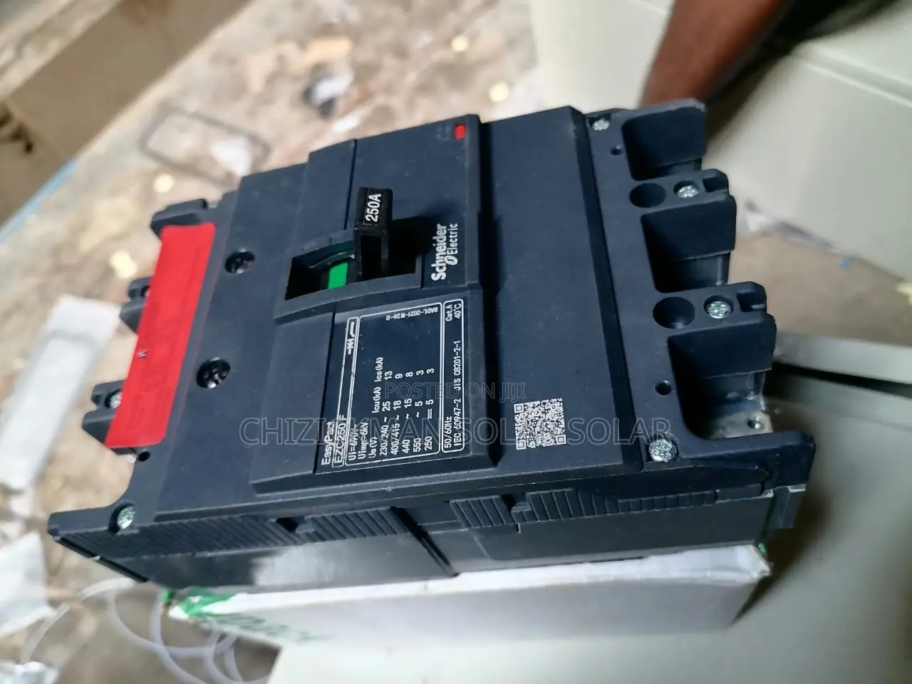 250A 3p McCb Schneider Breaker
