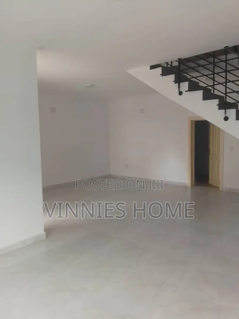 1bdrm Shared Apartment in Oral Estate, Lekki Phase 2 for rent