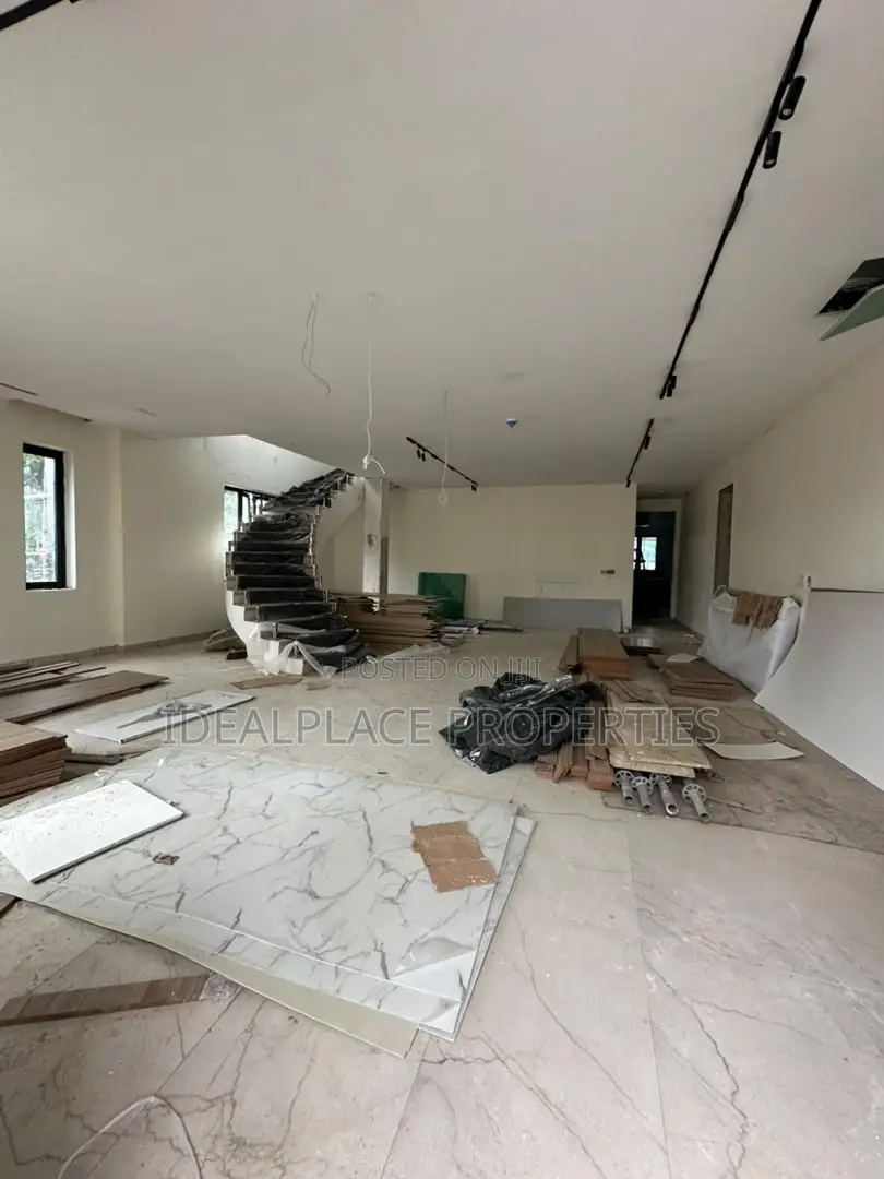 5bdrm Maisonette in Ikoyi for sale