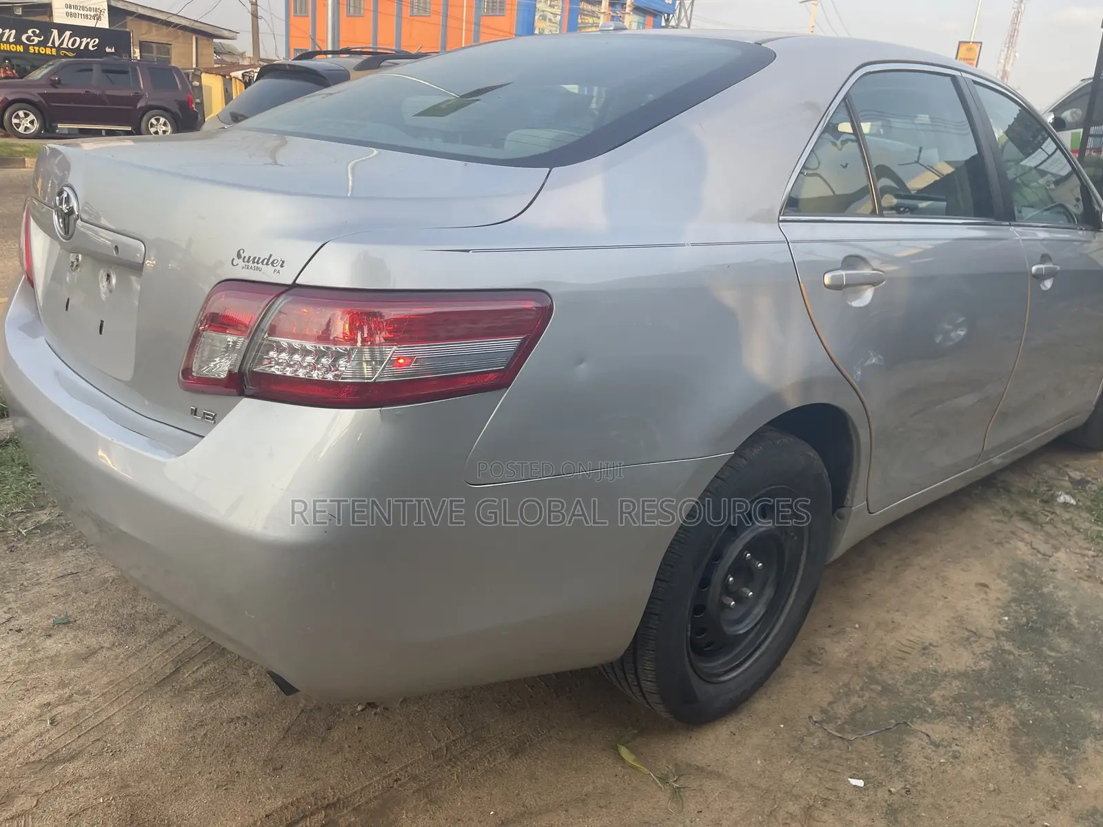 Toyota Camry LE 4dr Sedan (2.5L 4cyl 6AM) 2010 Silver