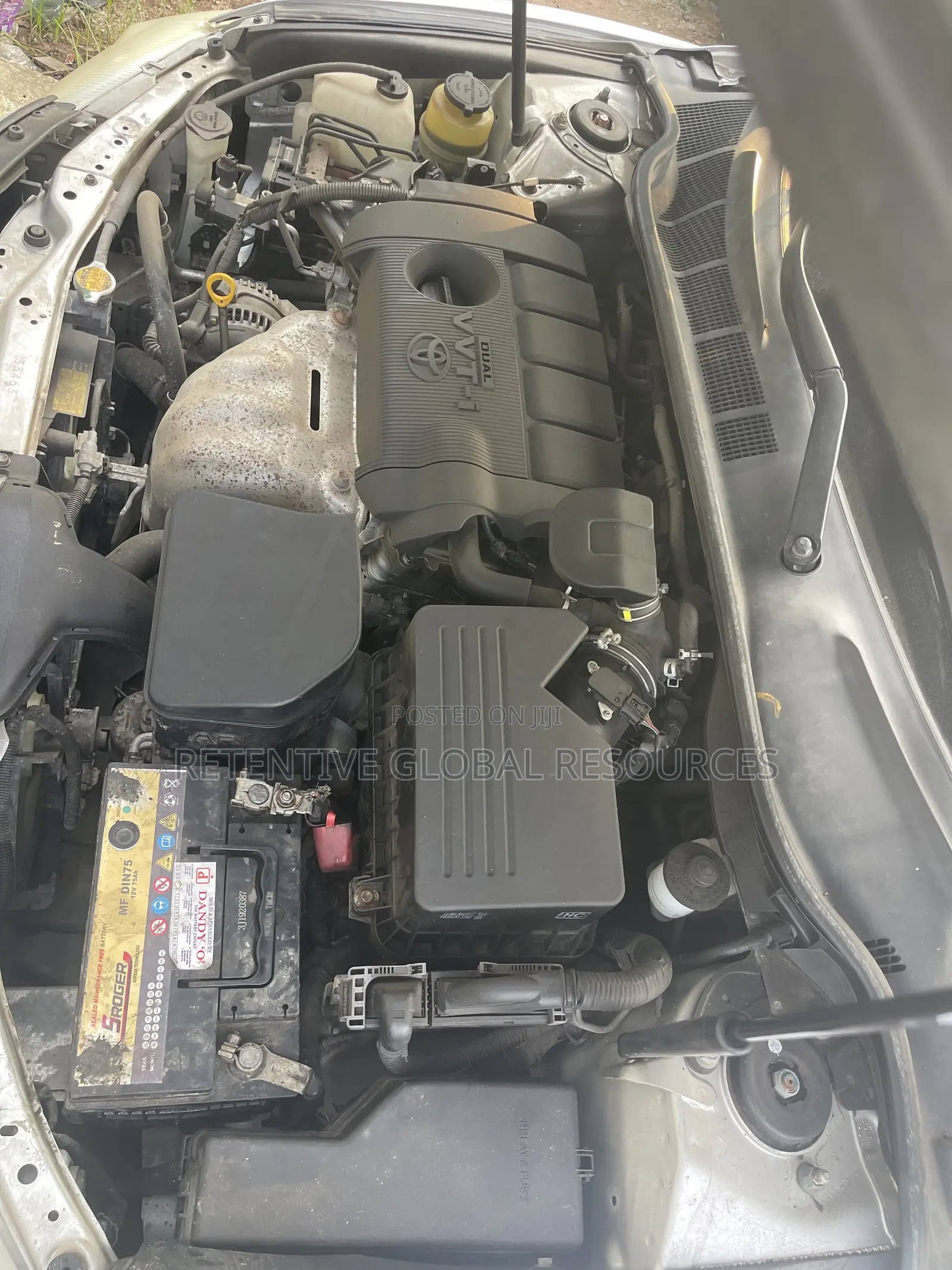 Toyota Camry LE 4dr Sedan (2.5L 4cyl 6AM) 2010 Silver