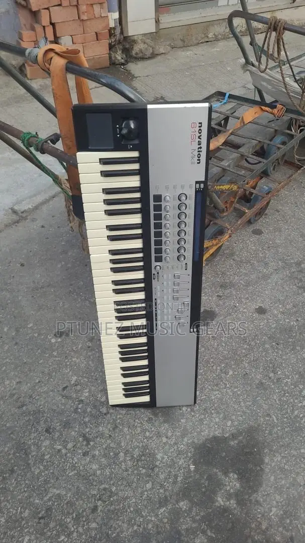 Novation 61sl 5 Octave Midi