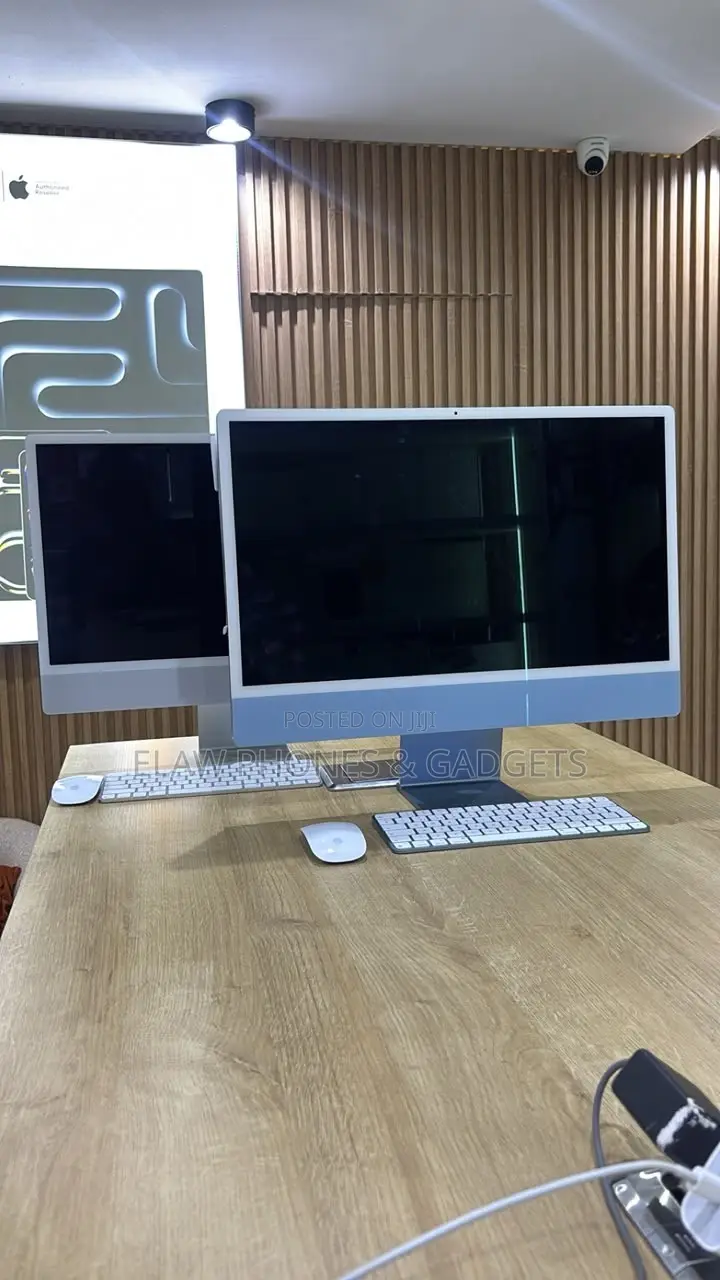 Desktop Computer Apple iMac M1 8GB Apple M1 SSD 512GB