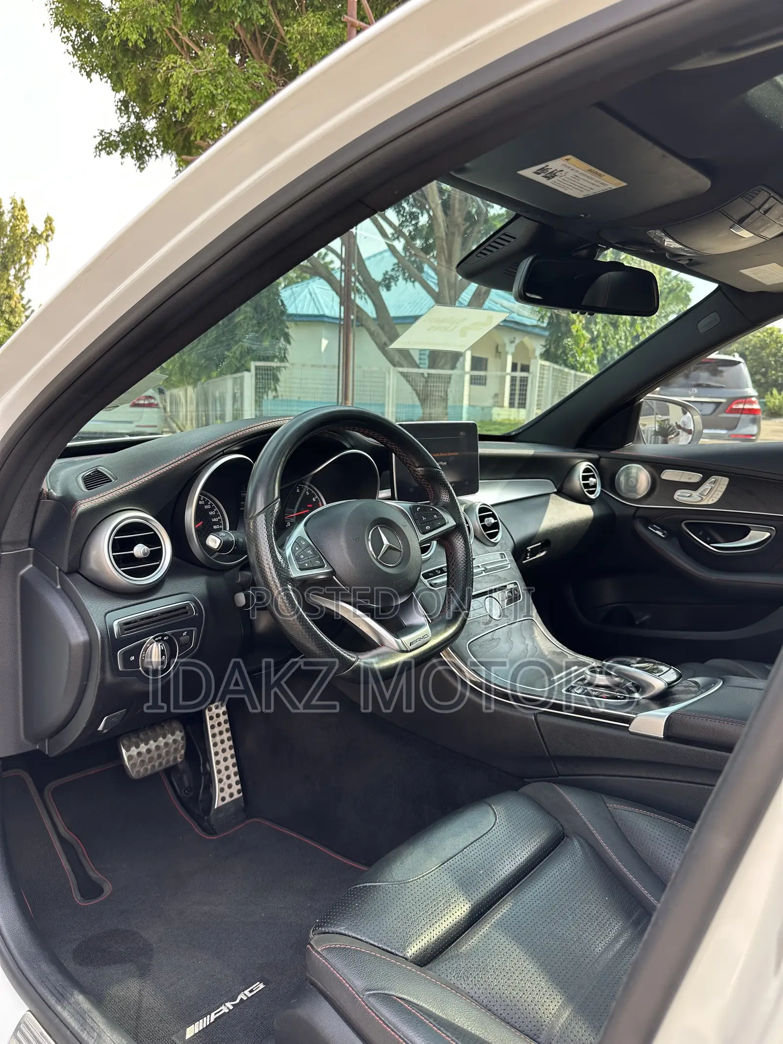 Mercedes-Benz C43 2017 White