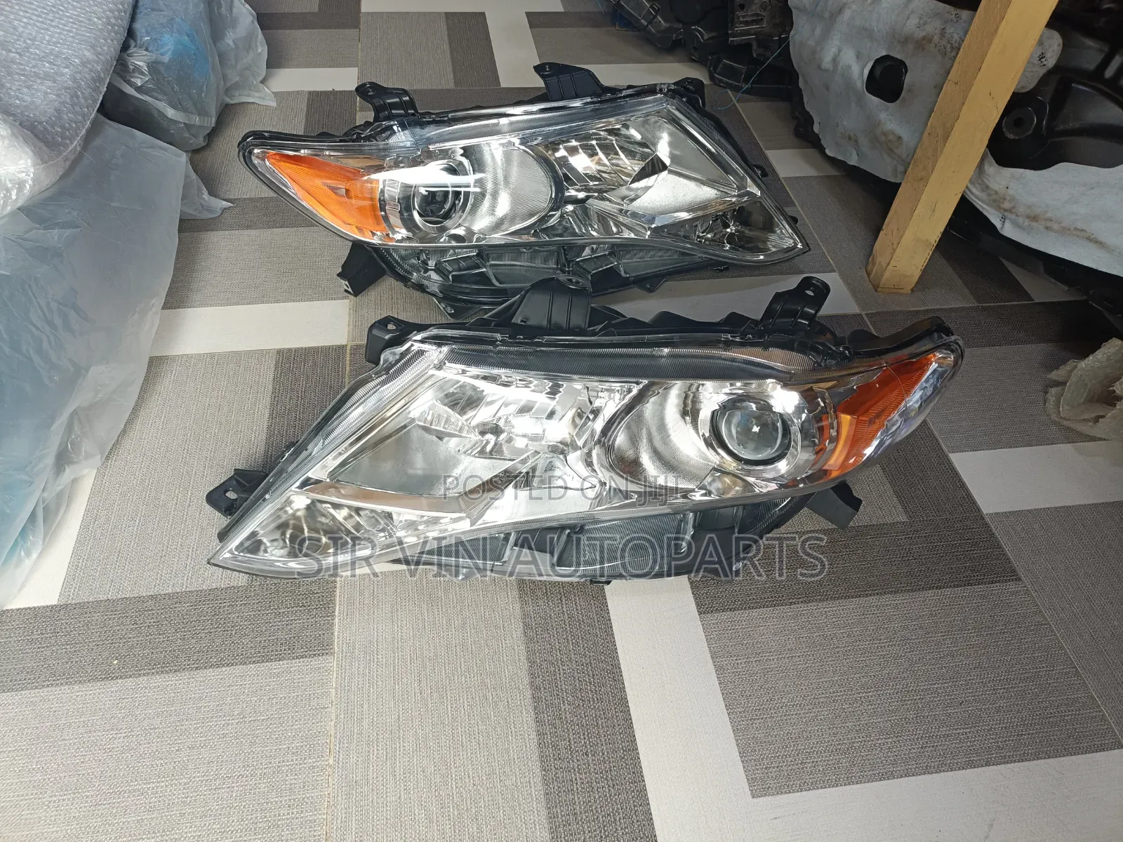 Headlight Toyota Venza 2010-2014