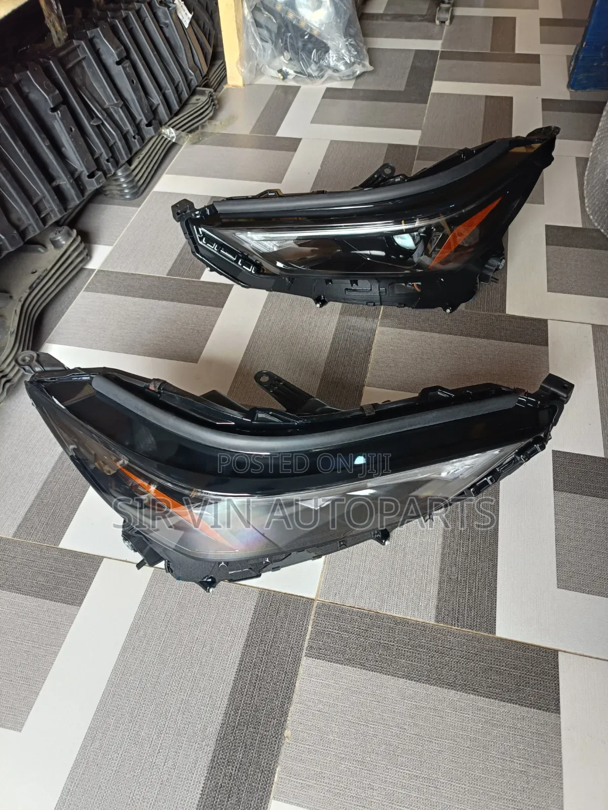 Headlight Toyota Highlander Grand 2024/2025 Se